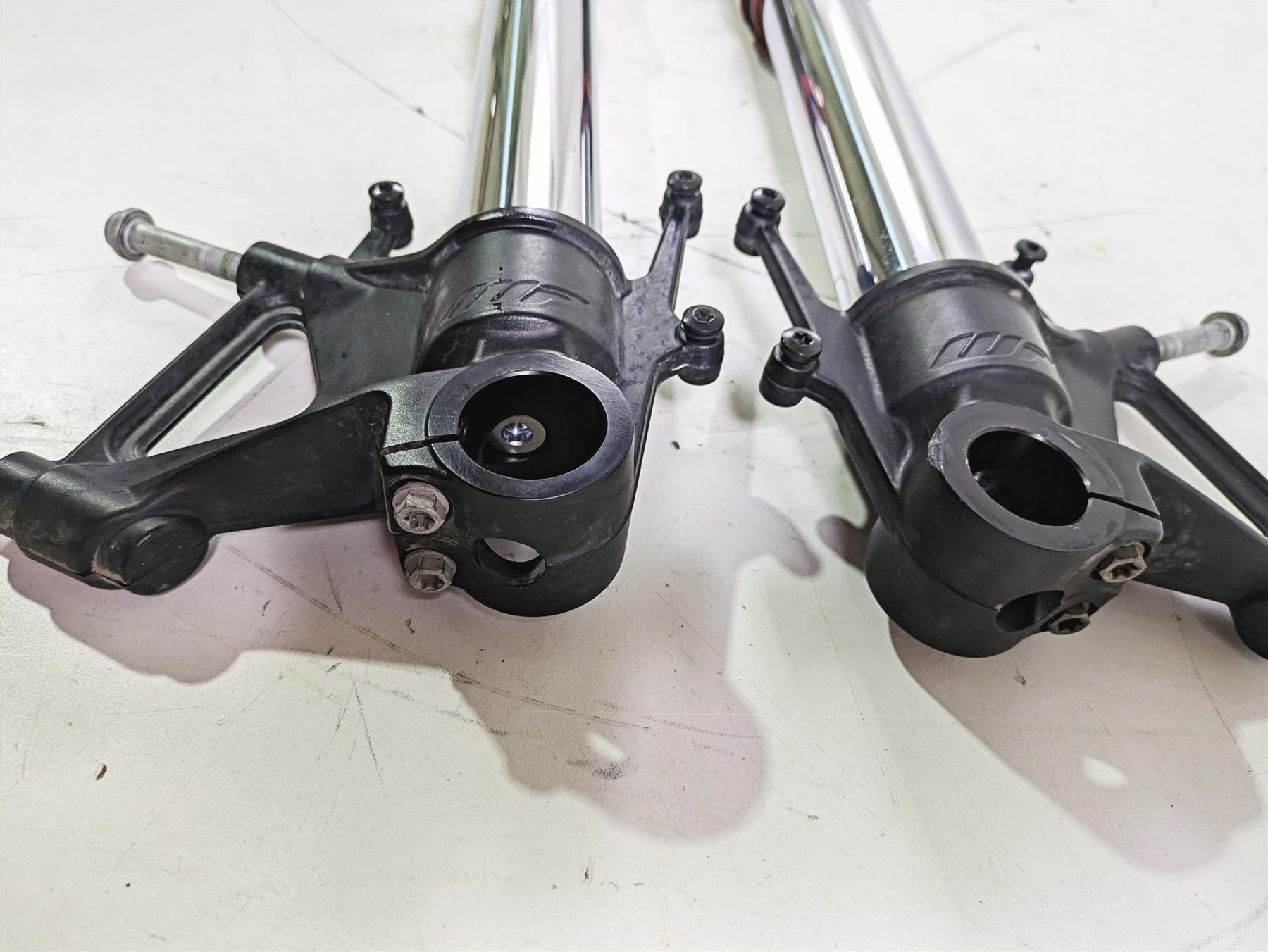 2022 KTM 1290 Super Adventure S WP Apex Front Fork Legs -No Leaks 14181U2601 {{ shop.shopifyCountryName }} - Mototech271