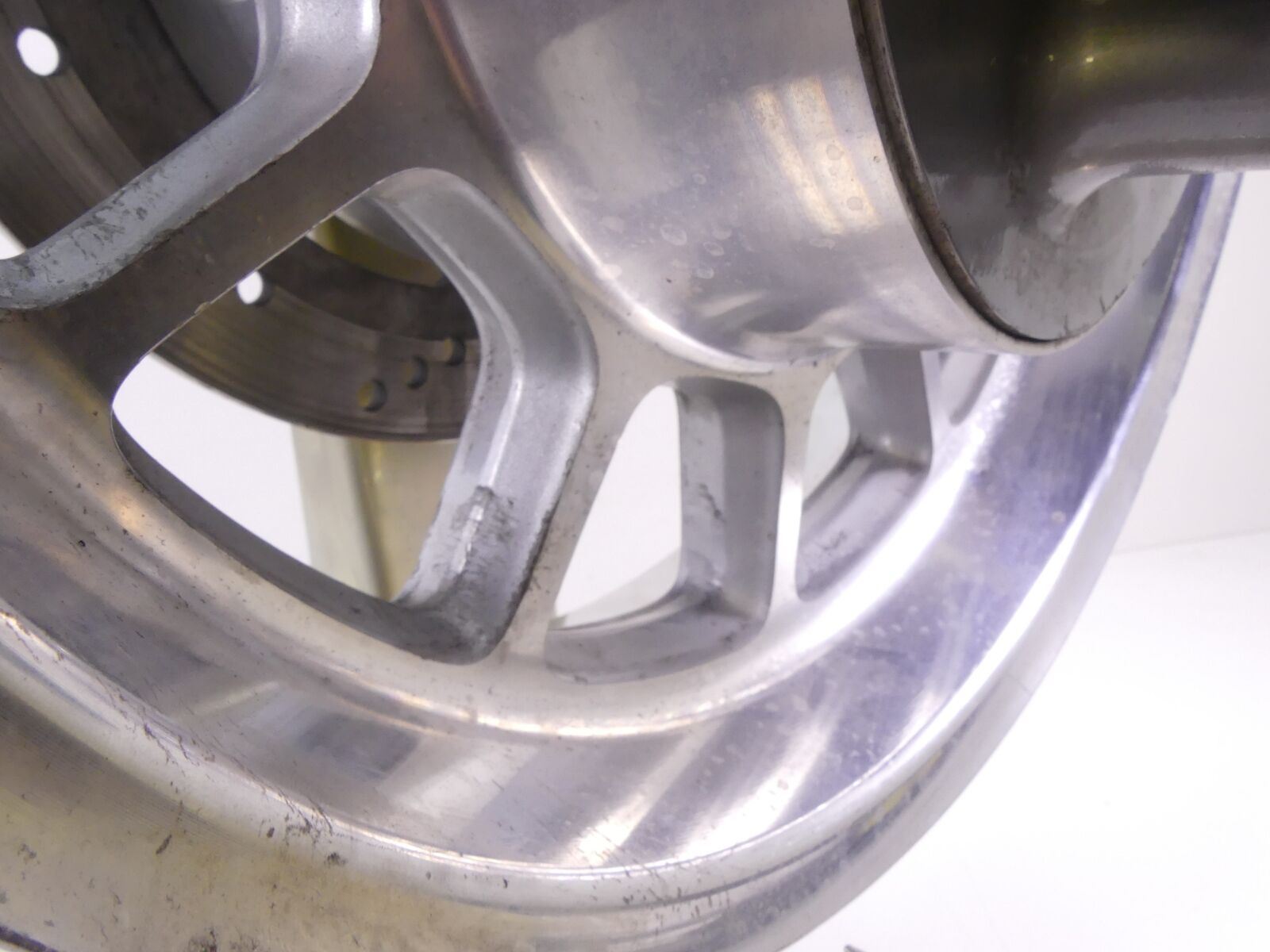 2013 Triumph America EFI Straight Rear Wheel Rim 15x4 + Brake Rotor T2015552 {{ shop.shopifyCountryName }} - Mototech271