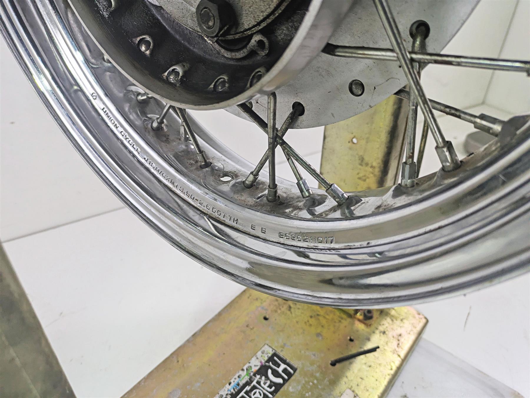 2006 Yamaha XVS650 V-Star Classic Straight 15x3.5 Rear Wheel 3JB-25311-00-35 {{ shop.shopifyCountryName }} - Mototech271