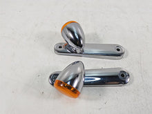 Load image into Gallery viewer, 2020 Harley Touring FLHX Street Glide Front Blinker &amp; Mount Set 68000036
