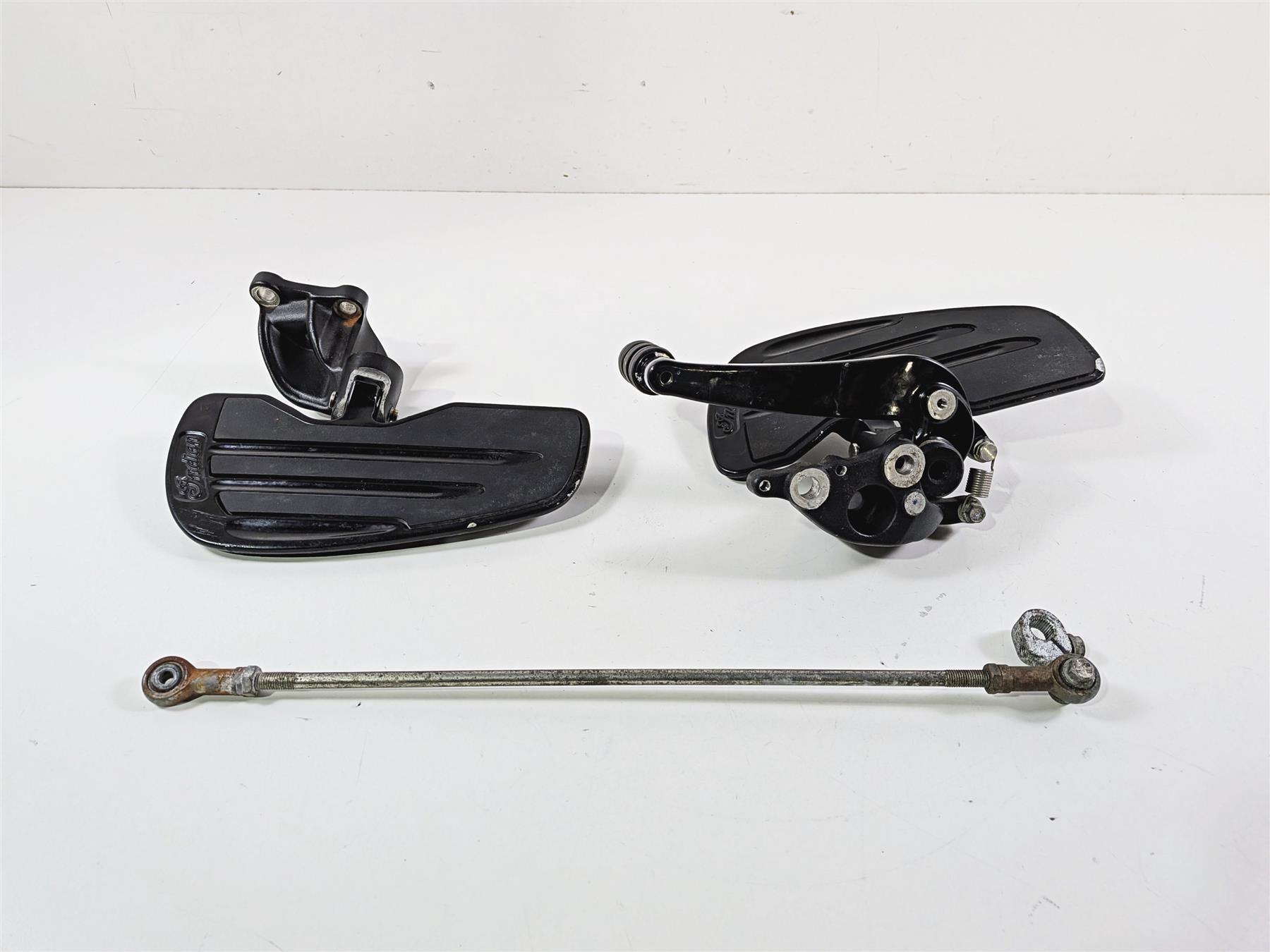 2021 Indian Scout 1200 Front Left Right Floor Board & Brake Pedal 5138883 {{ shop.shopifyCountryName }} - Mototech271