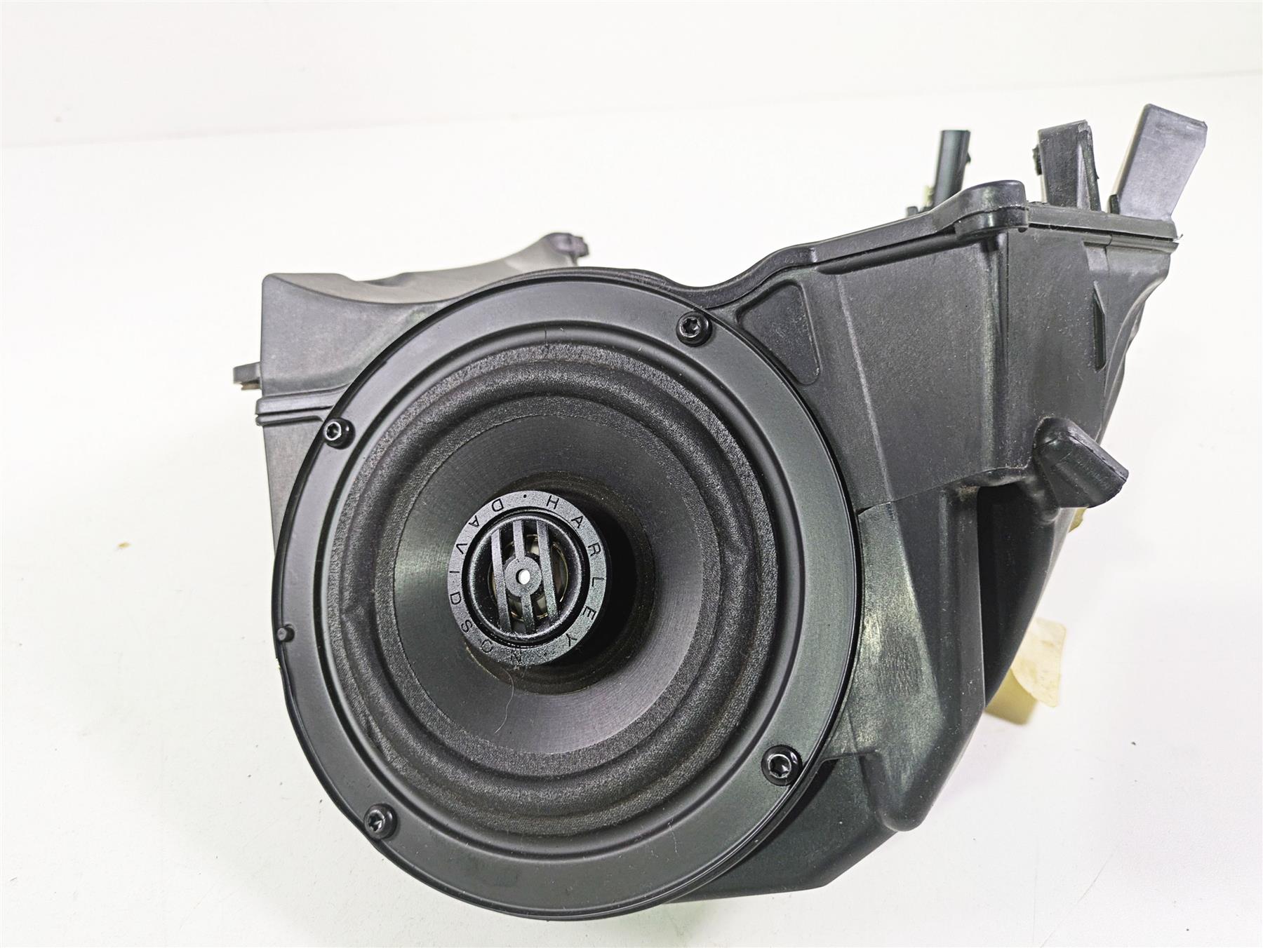 2021 Harley Touring FLTRX Road Glide Speaker & Housing Set - Read 76000458 {{ shop.shopifyCountryName }} - Mototech271