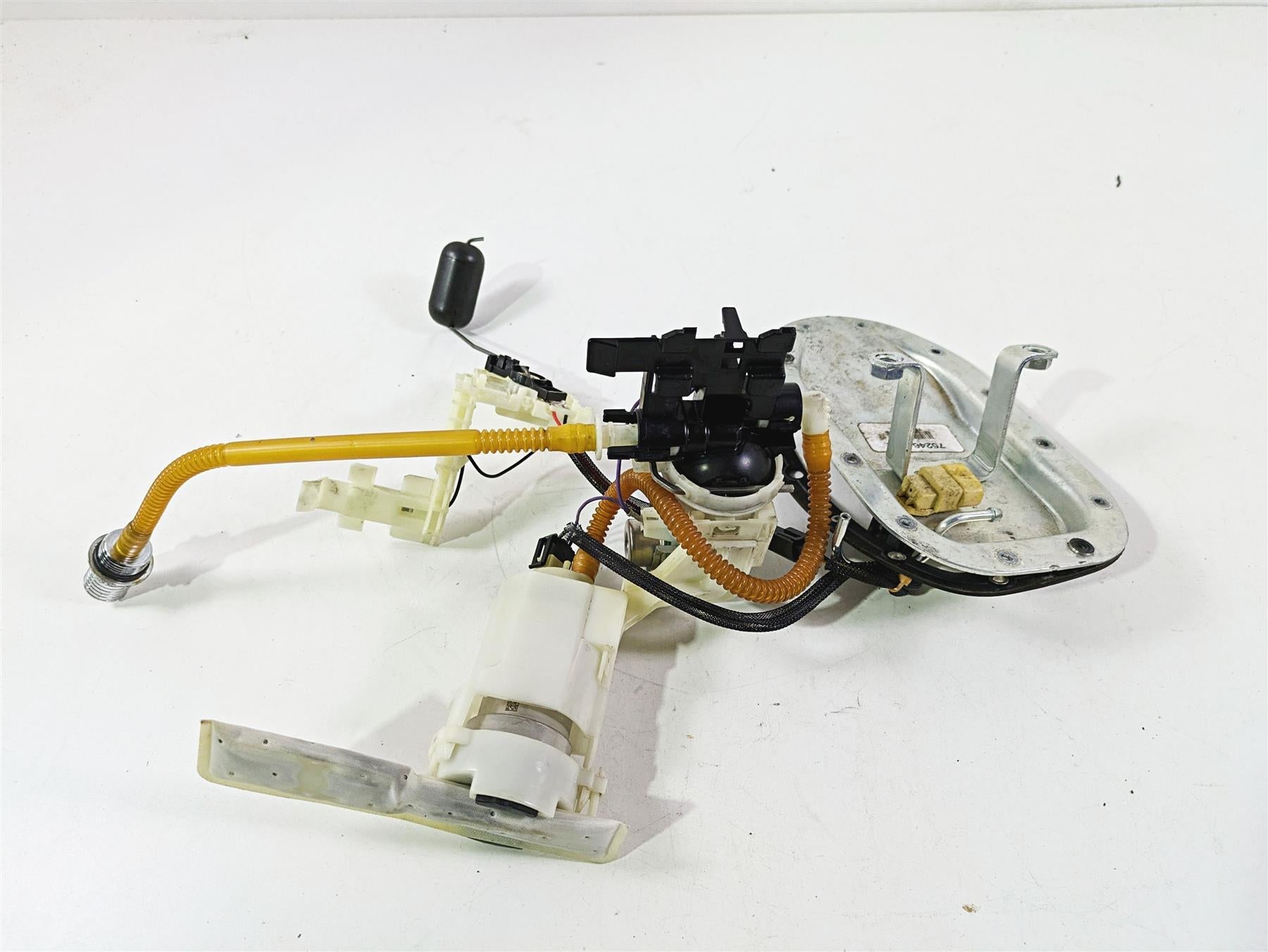 2017 Harley Dyna FXDB Street Bob Fuel Gas Petrol Pump 19k - Tested 75246-04A {{ shop.shopifyCountryName }} - Mototech271