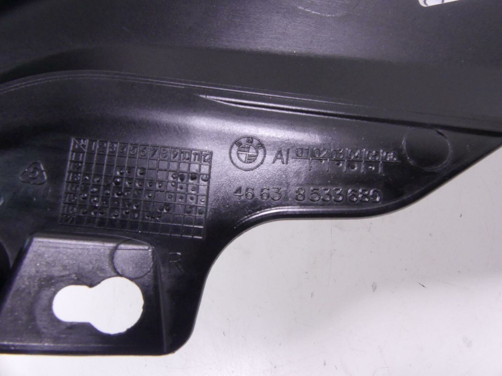 2017 BMW R1200GS GSW K50 Right Tank Side Fairing Cover 8560462 46638533680 {{ shop.shopifyCountryName }} - Mototech271