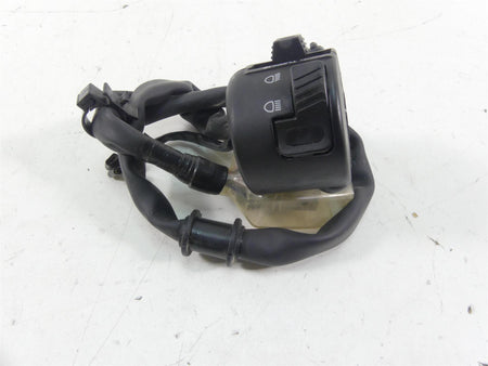 2021 Honda CBR600RR Left Hand Turn Signal Lights Control Switch 35200-MJC-A01 {{ shop.shopifyCountryName }} - Mototech271