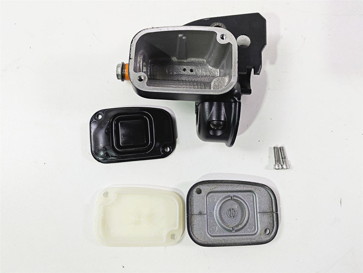 2020 Harley Softail FXST Standard Front Brake Master Cylinder 1/2" 41700233 {{ shop.shopifyCountryName }} - Mototech271