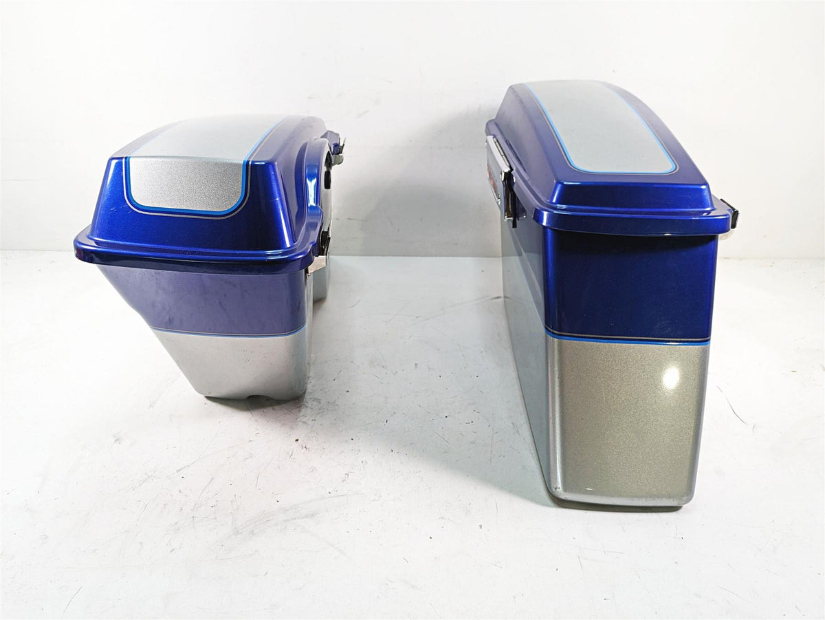 2010 Harley Touring FLHTCU Electra Glide Saddlebag Saddle Bag Set 90752-93 {{ shop.shopifyCountryName }} - Mototech271