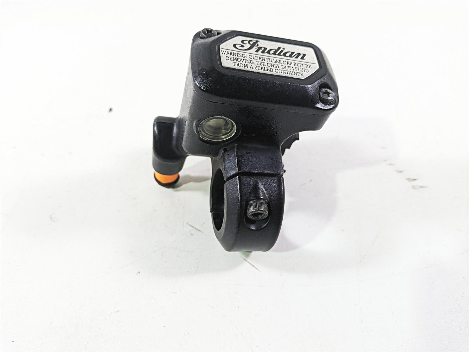 2018 Indian Chieftain Dark Horse Front Brake Master Cylinder 5/8" 1912865 {{ shop.shopifyCountryName }} - Mototech271