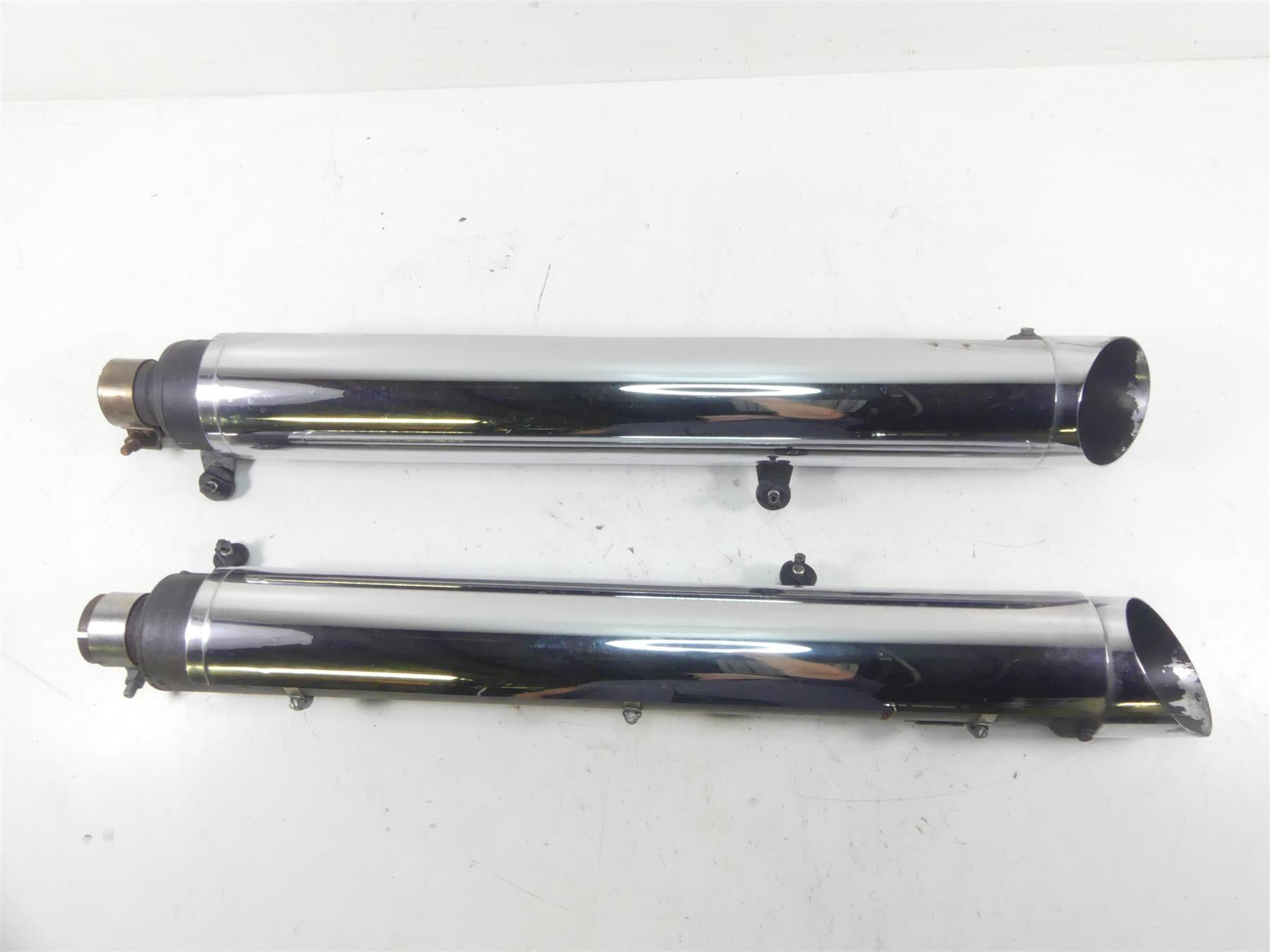 2011 Victory Vision Tour Oem Exhaust Muffler Silencer Pipe Set 1262226 1262225