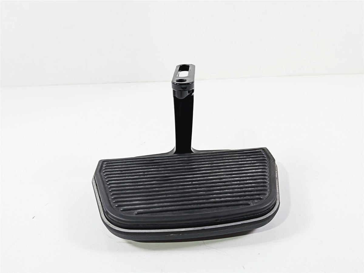 2018 Harley Touring FLHTCU Electra Glide Left Rear Passenger Floor Board 52719-10-Mototech271