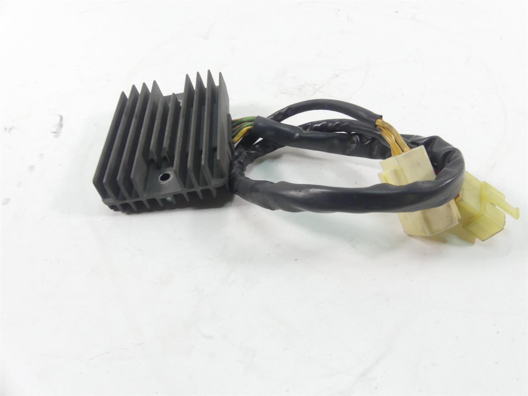 2002 Honda VTX1800 C Rectifier Voltage Regulator 31600-MCH-000 SH579C-12 {{ shop.shopifyCountryName }} - Mototech271