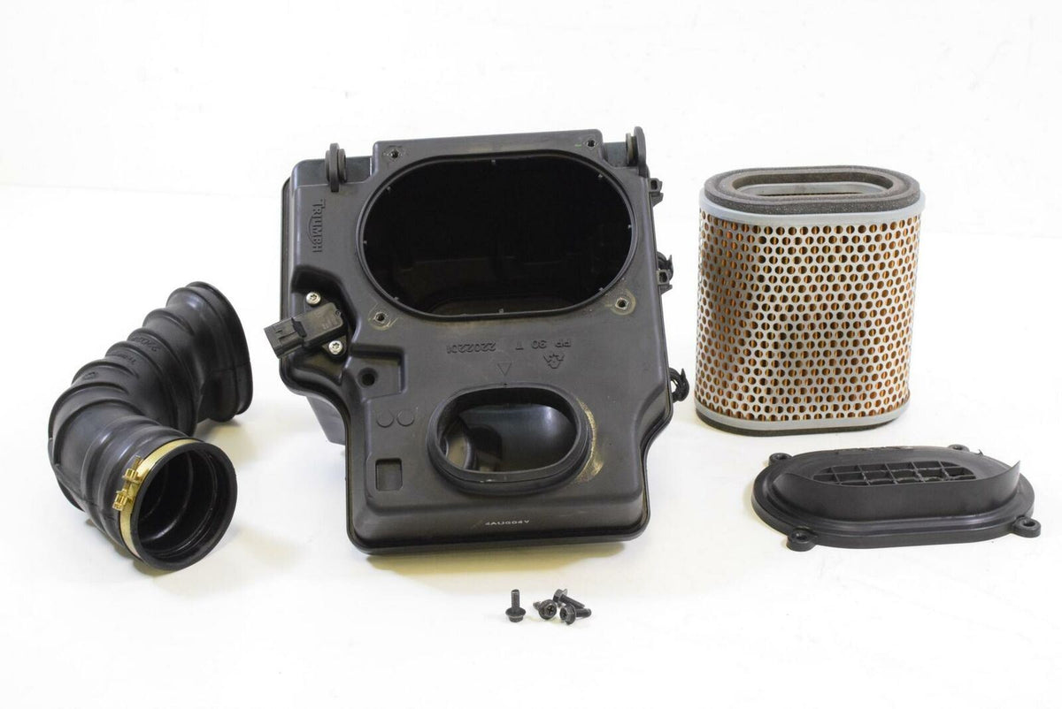 2015 Triumph Rocket III Touring ABS Mid Center Air Box Breather Cleaner T2202201 {{ shop.shopifyCountryName }} - Mototech271