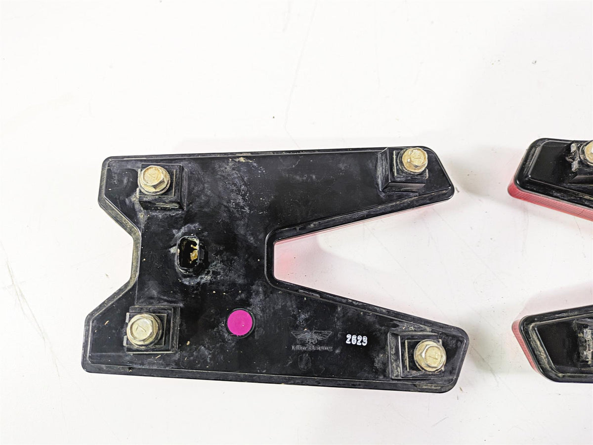 2023 Kawasaki Teryx KRX KRF 1000 C Taillight Tail Light Lamp Set 23024-0005 {{ shop.shopifyCountryName }} - Mototech271