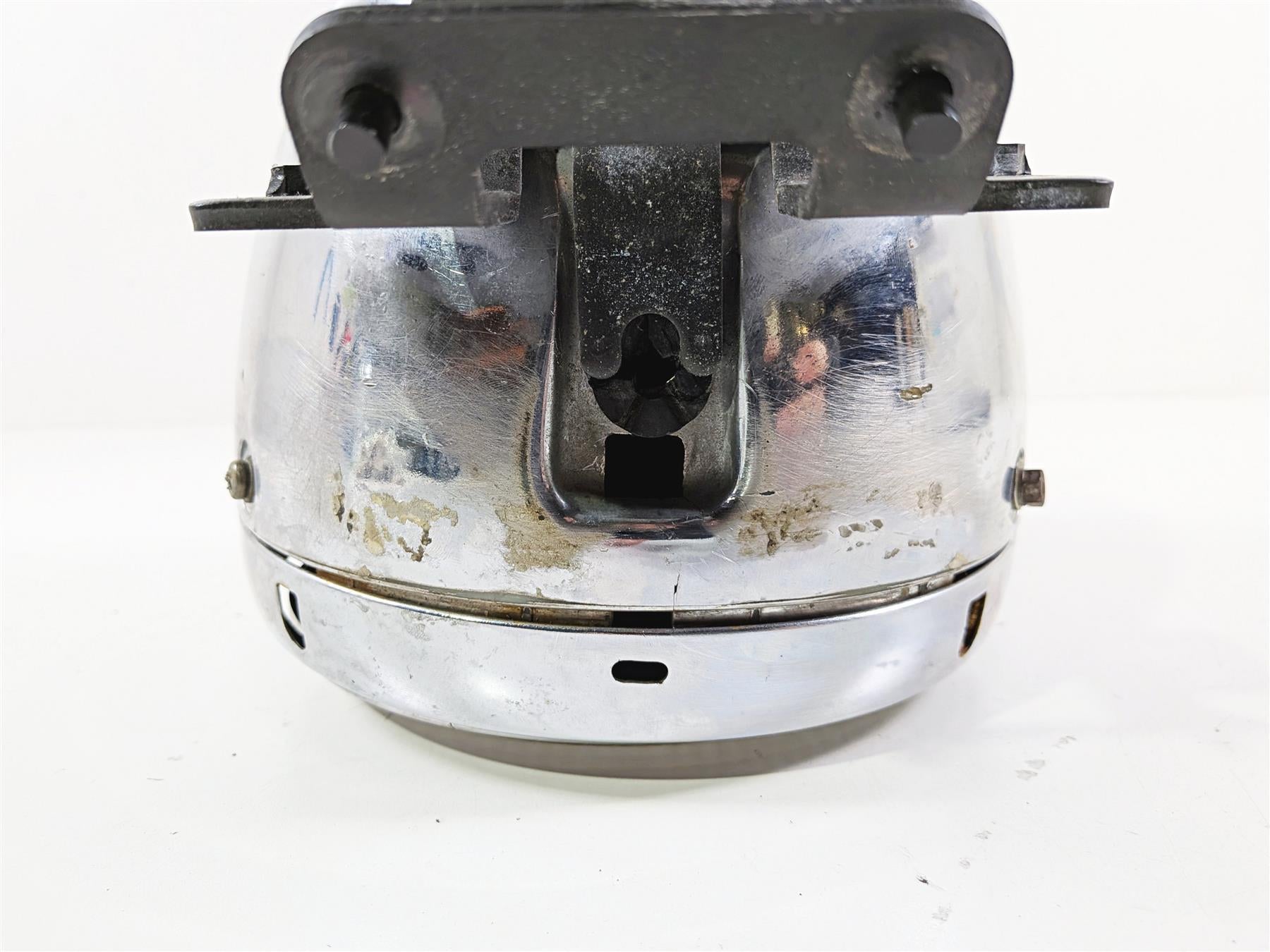 2002 Honda Shadow VT750 CDA Deluxe Headlight Lamp Bucket Lens READ 61301-MBA-000 {{ shop.shopifyCountryName }} - Mototech271