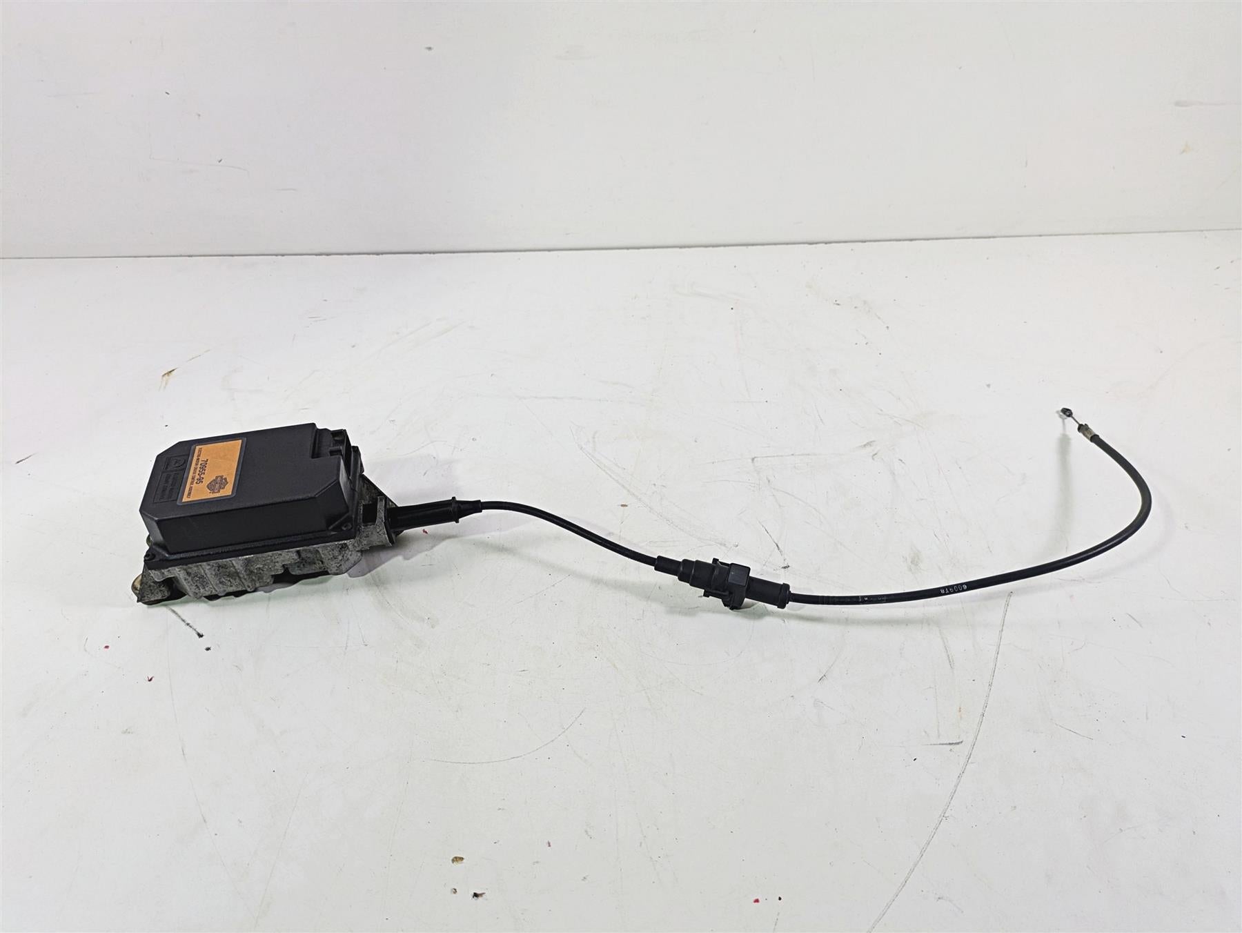 1996 Harley Touring FLHTCUI Electra Glide Cruise Control Module Ecu 70955-95 {{ shop.shopifyCountryName }} - Mototech271