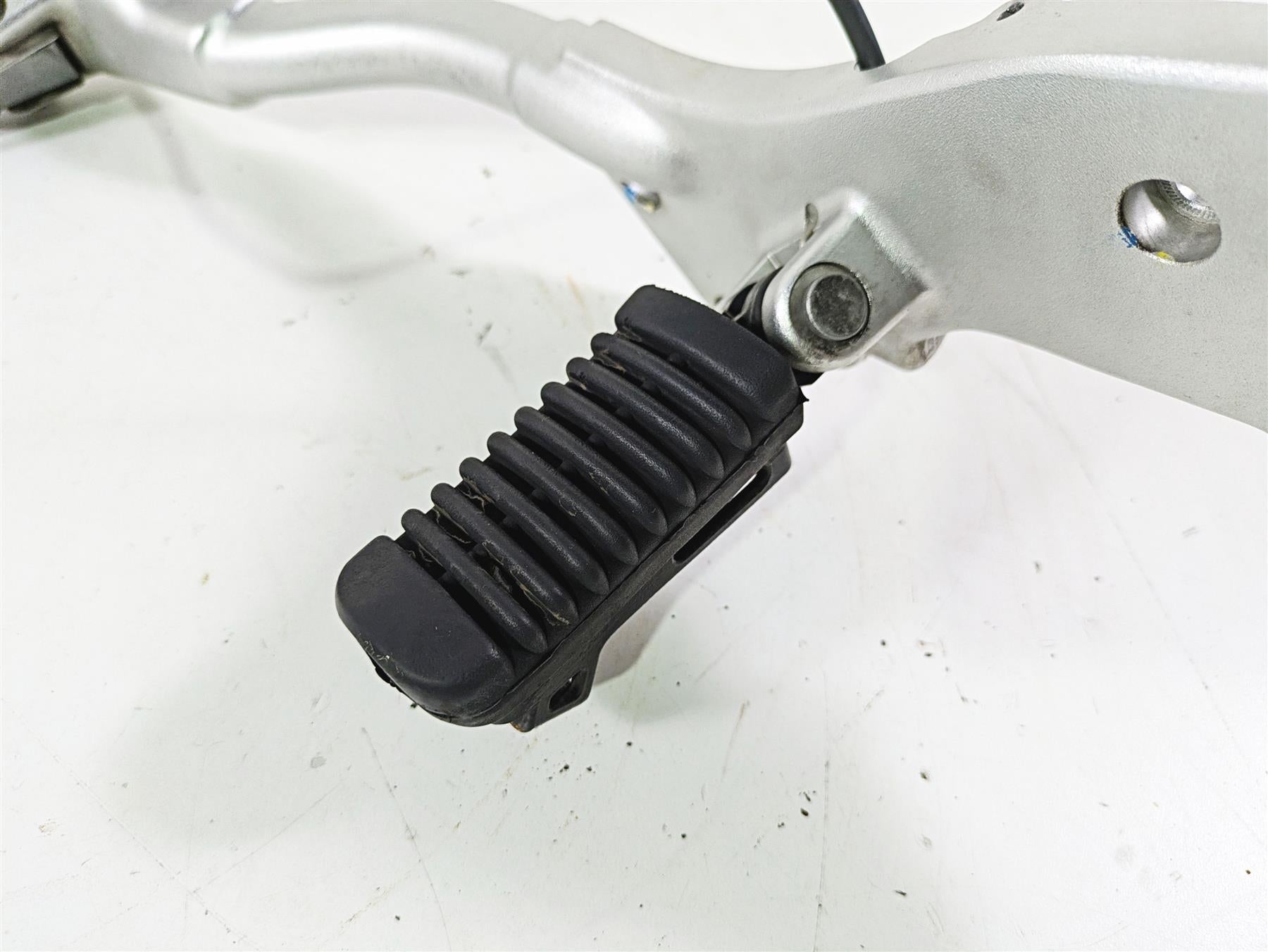 2016 Moto Guzzi Stelvio 1200 8V NTX Right Foot Peg Foot Rest + Mount Set 886987 {{ shop.shopifyCountryName }} - Mototech271