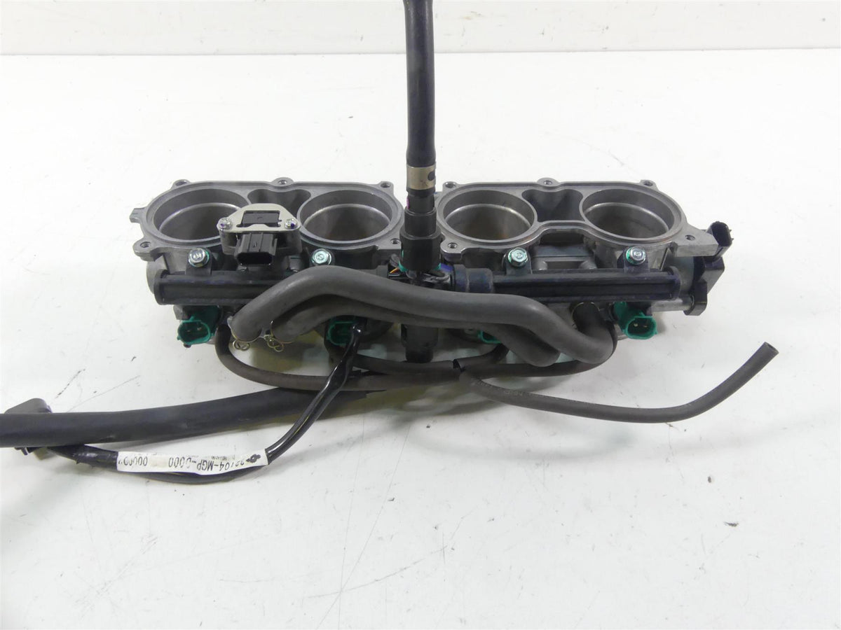 2015 Honda CBR1000 RR SC59 Keihin Throttle Body Fuel Injectors 16401-MFL-671 {{ shop.shopifyCountryName }} - Mototech271