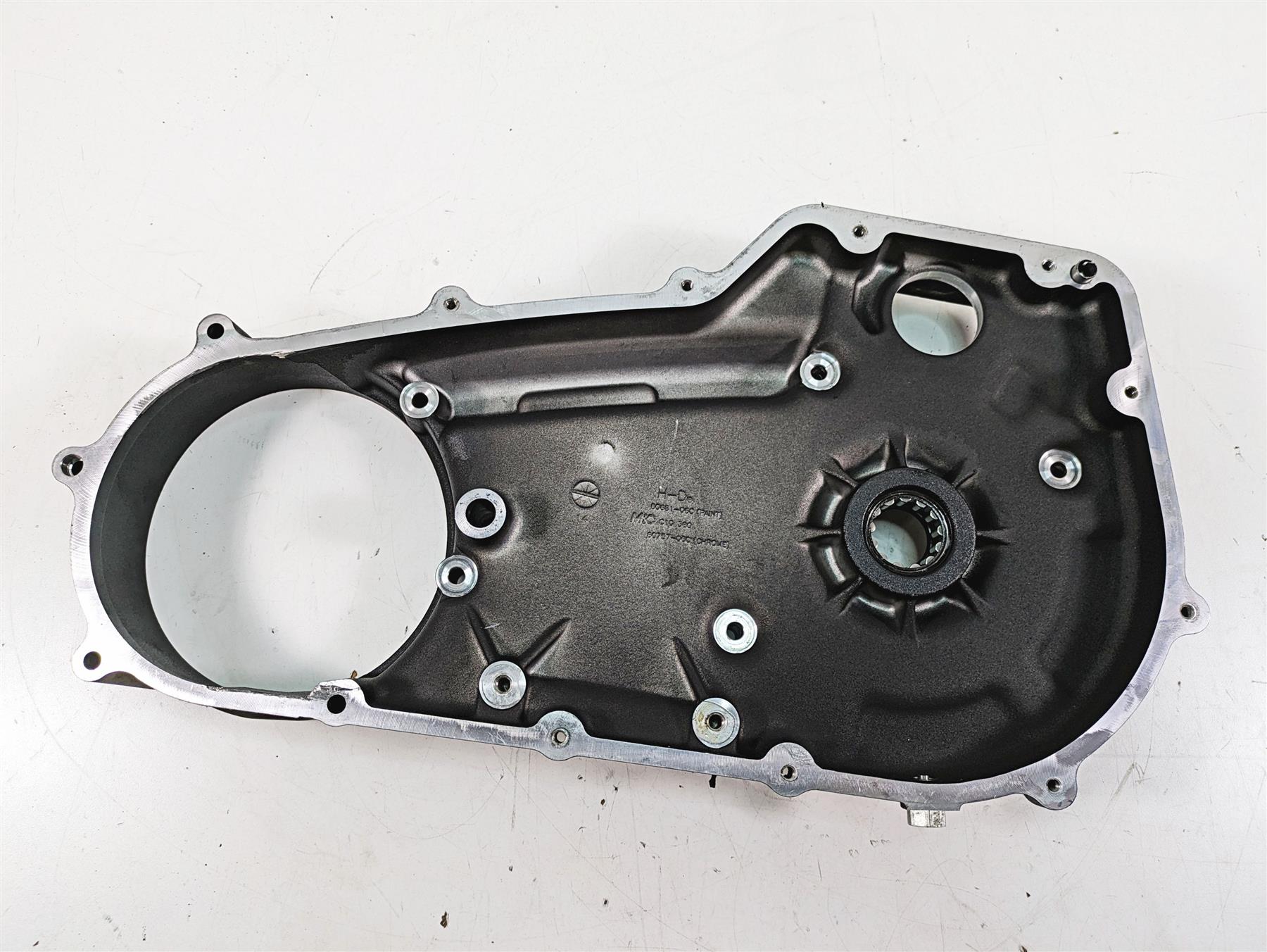 2015 Harley FXDL Dyna Low Rider Inner Primary Drive Clutch Cover Mid 60681-06 {{ shop.shopifyCountryName }} - Mototech271