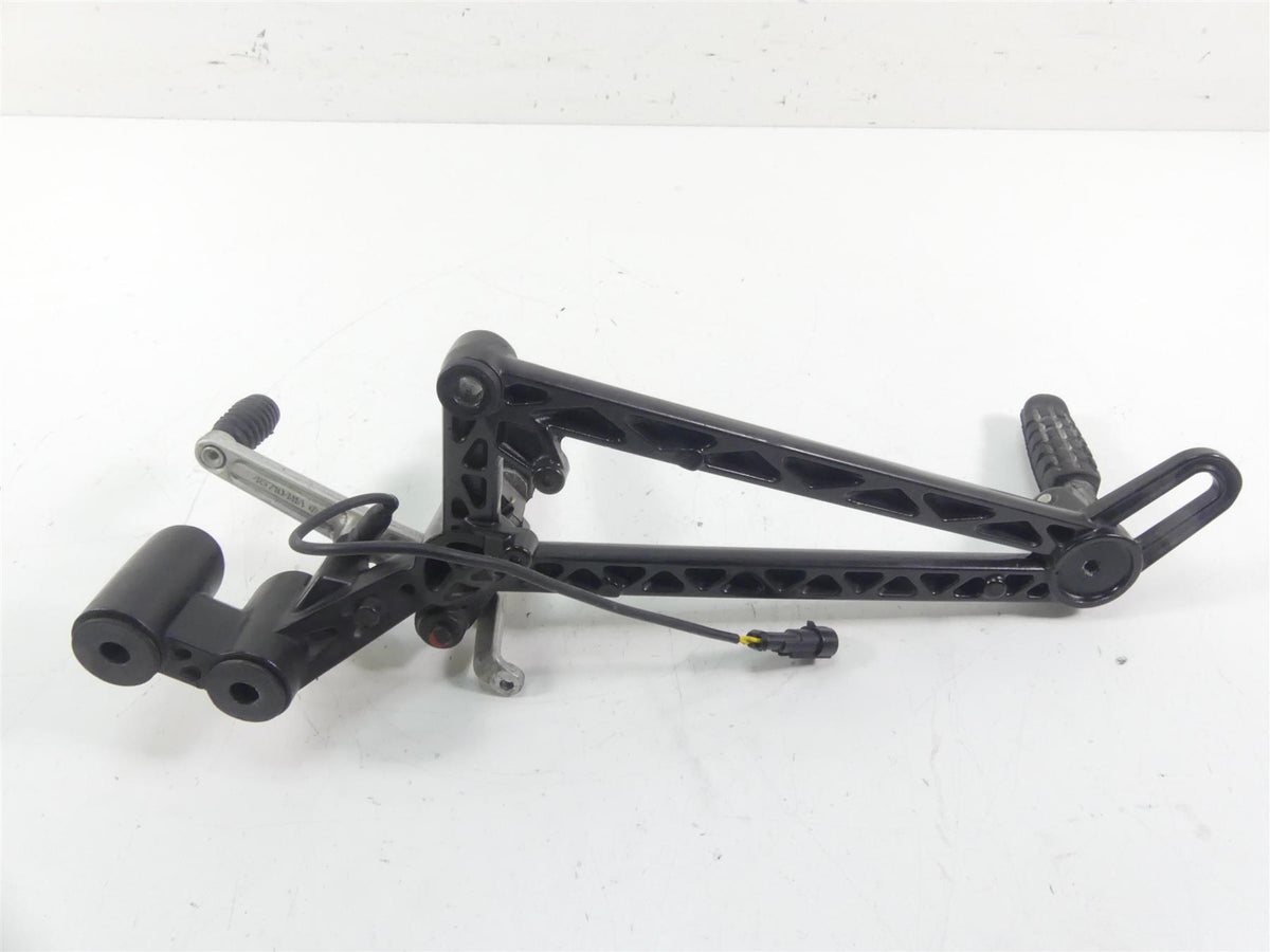 2007 Ducati Sport Classic GT1000 Right Footpeg Rest & Brake Pedal Set 82411201BB {{ shop.shopifyCountryName }} - Mototech271