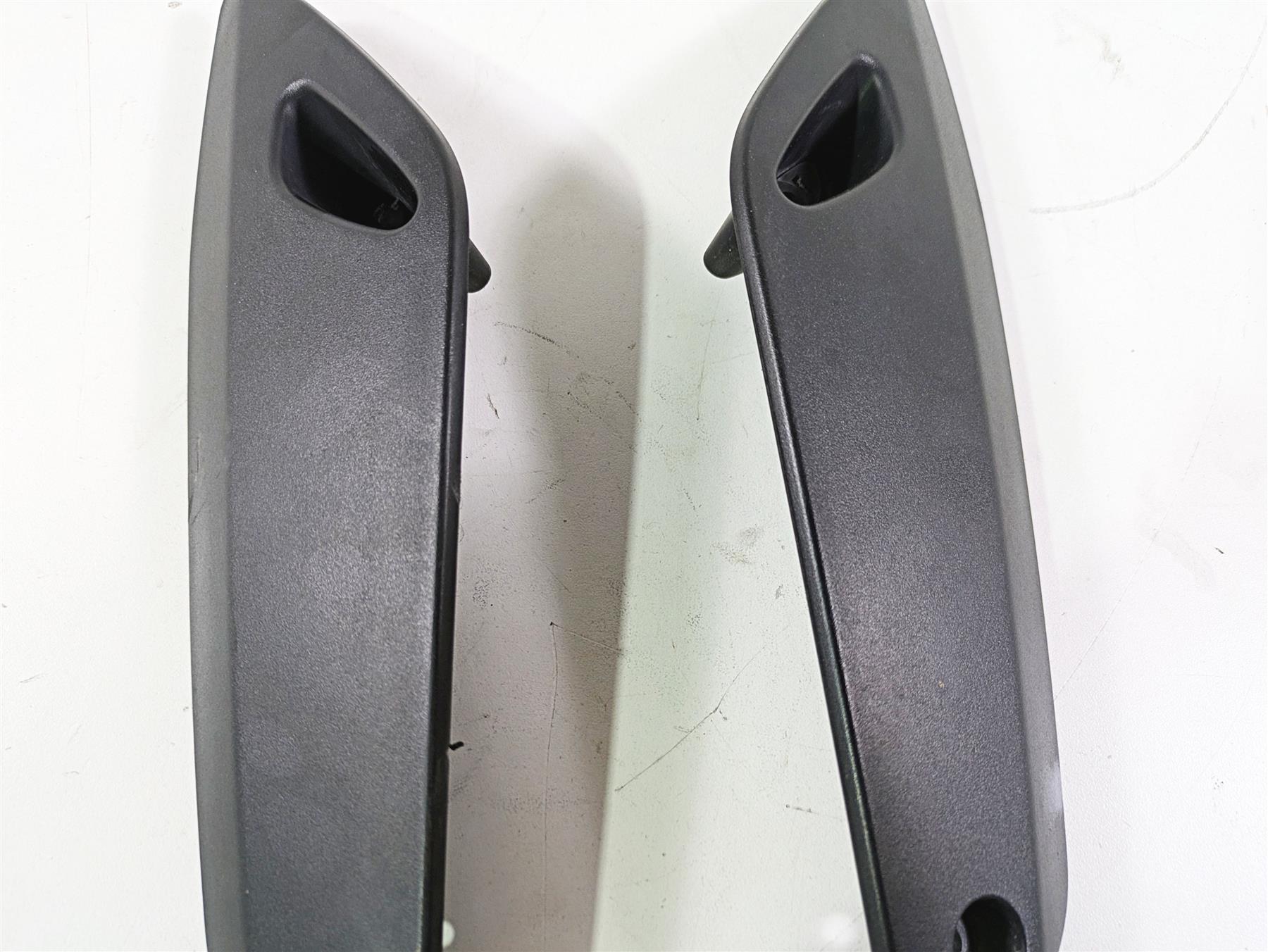 2012 BMW R1200R K27 Front Fender Wind Deflector Side Covers 46618520048 {{ shop.shopifyCountryName }} - Mototech271