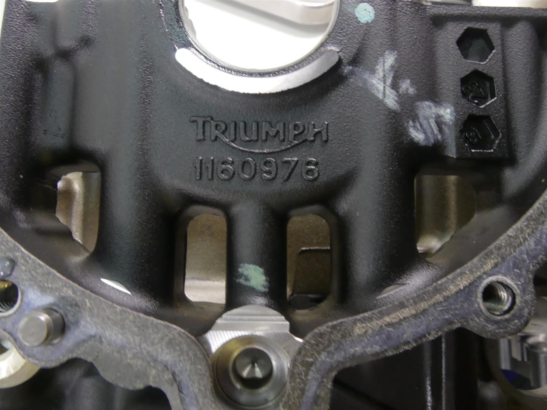 2019 Triumph Street Triple 765R Engine Crank Case Crankcase T1160976 {{ shop.shopifyCountryName }} - Mototech271