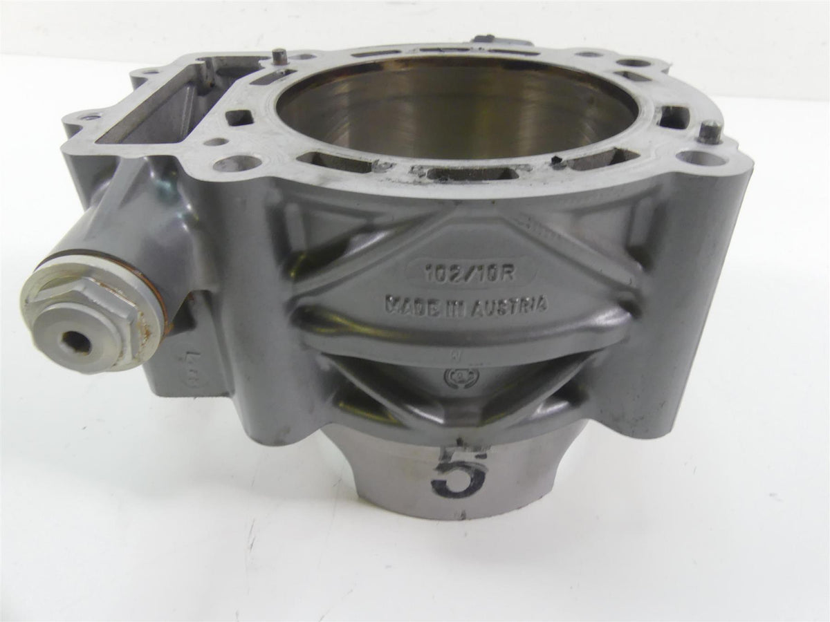 2017 Husqvarna 701 Enduro Cylinder Jug & Piston Set 7663003810024 7663003820024 {{ shop.shopifyCountryName }} - Mototech271