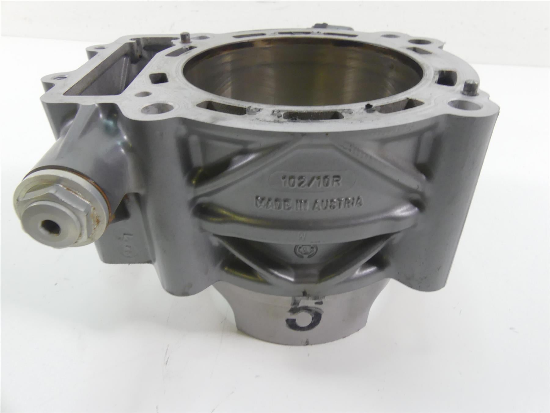 2017 Husqvarna 701 Enduro Cylinder Jug & Piston Set 7663003810024 7663003820024 {{ shop.shopifyCountryName }} - Mototech271