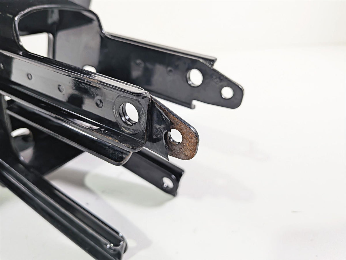 2020 Harley Touring FLTRK Road Glide Front Fairing Support Mount Set 47200217 {{ shop.shopifyCountryName }} - Mototech271