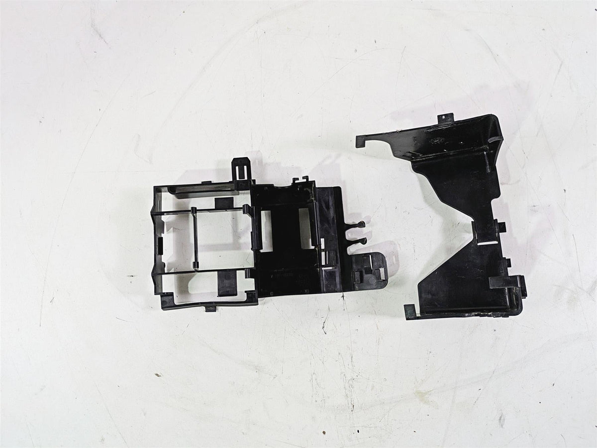 2013 Harley VRSCF Muscle Rod Electric Plastic Battery Holder Set 70473-07 {{ shop.shopifyCountryName }} - Mototech271