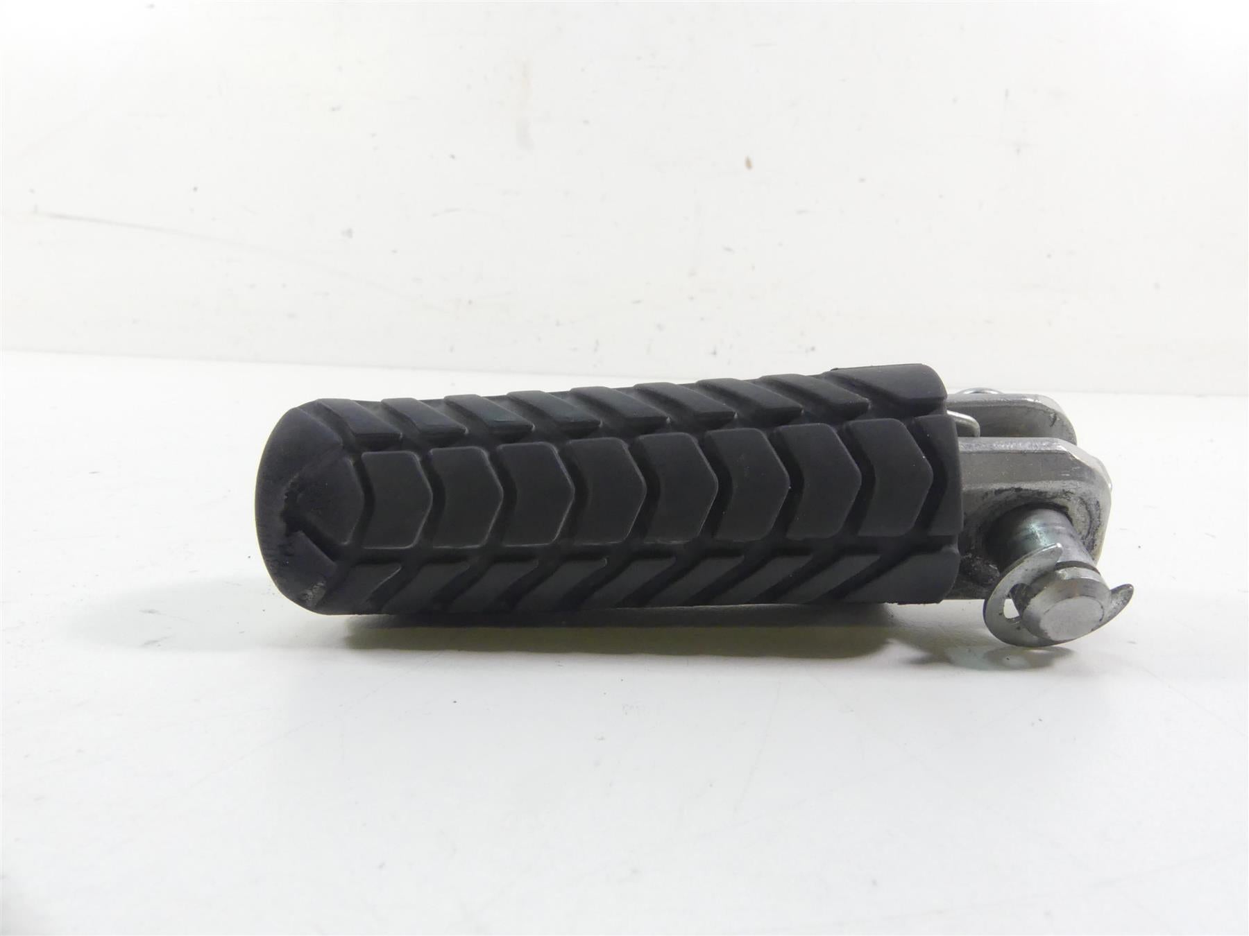 2021 Kawasaki ZX1400 ZX14R Ninja Front Right Foot Peg & Brake Pedal 13236-0096 {{ shop.shopifyCountryName }} - Mototech271