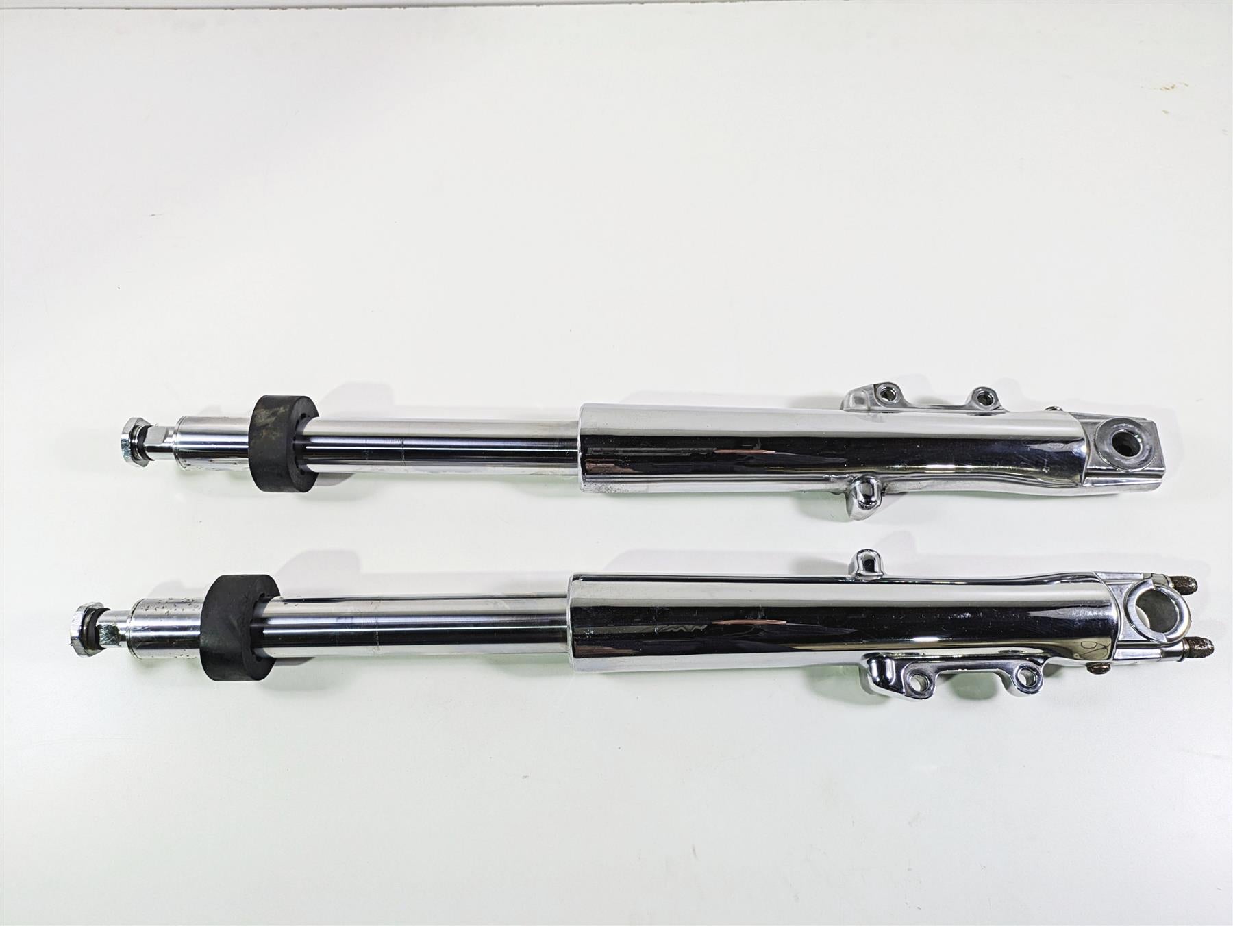 2005 Harley Touring FLHRI Road King Front Fork Legs 46537-02A 46497-02A | Mototech271