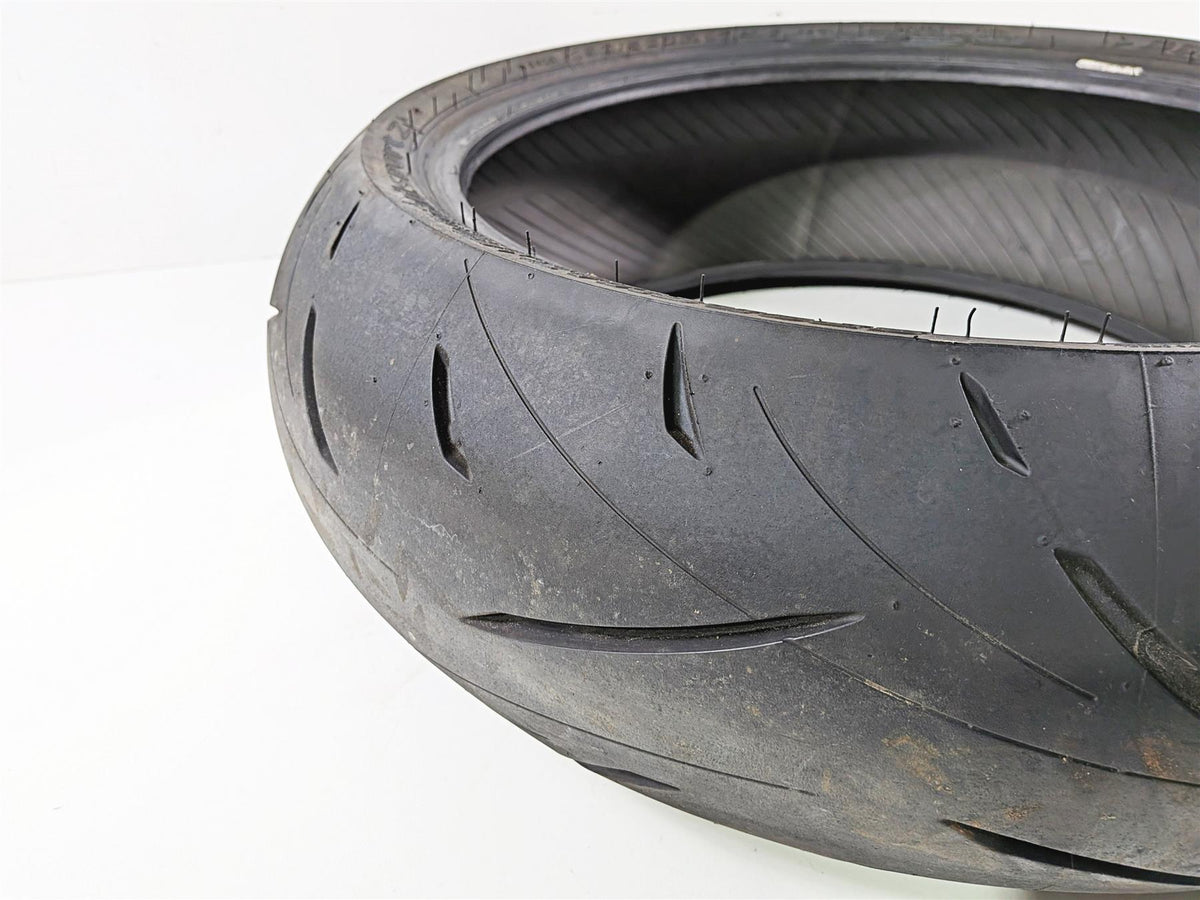 Used Motorcycle Rear Tire Dunlop Sportmax Roadsport 2 190/50R17 45238822 {{ shop.shopifyCountryName }} - Mototech271