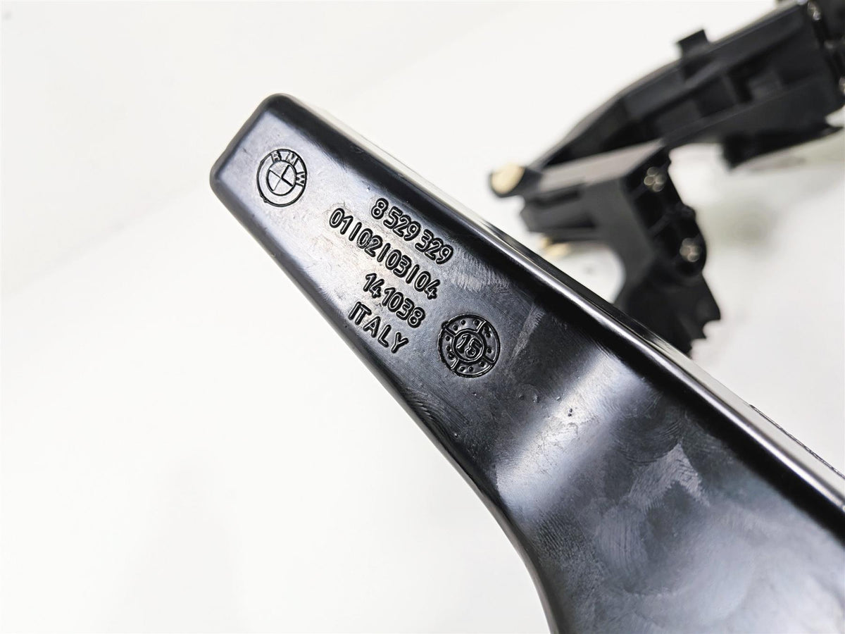 2016 BMW R1200RT RT RTW K52 Front Fairing Stay Mount Set 46638529329 46638529330 {{ shop.shopifyCountryName }} - Mototech271