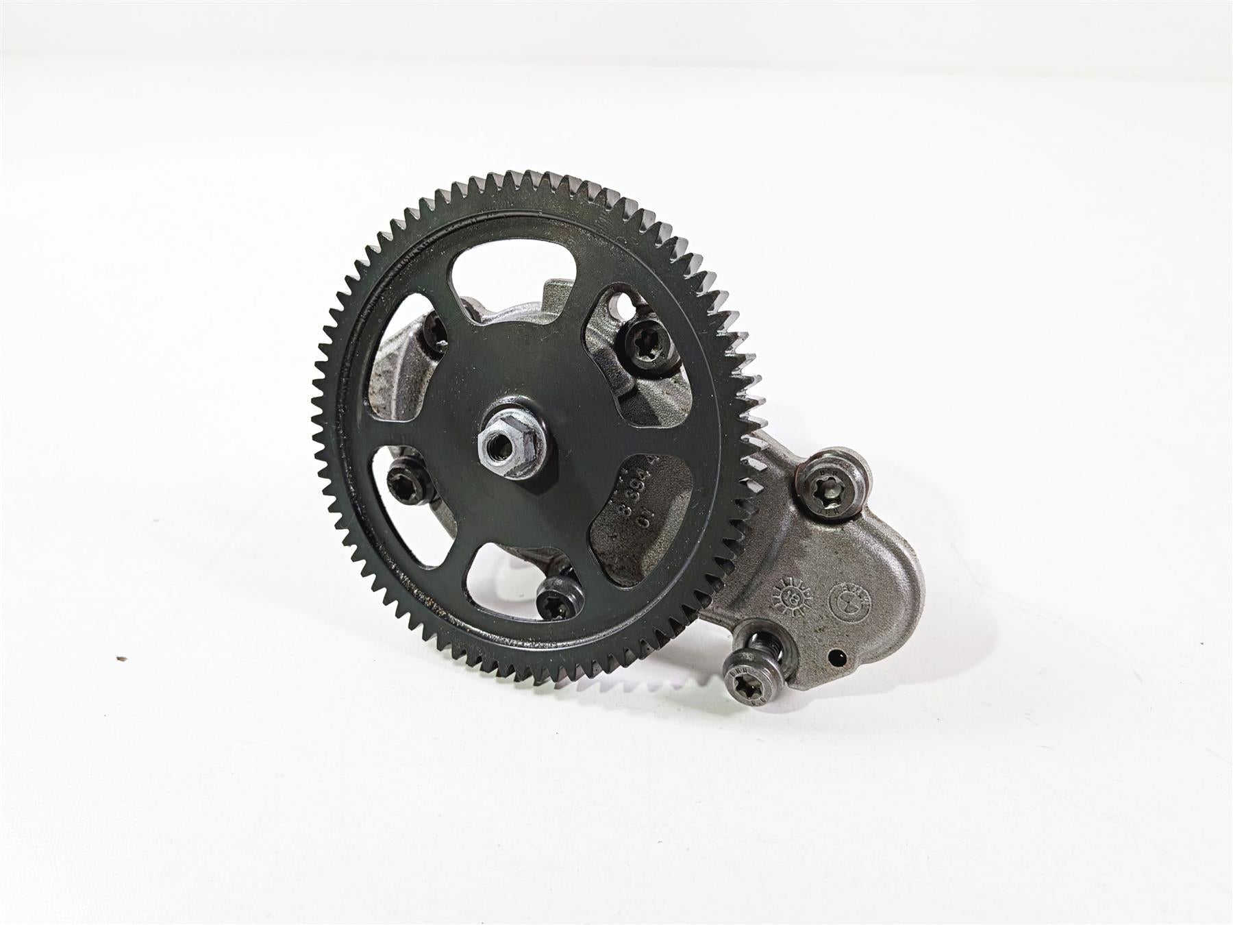 2019 BMW R1250GS K50 Oil Pump From Engine With 7K only 11418394434 {{ shop.shopifyCountryName }} - Mototech271