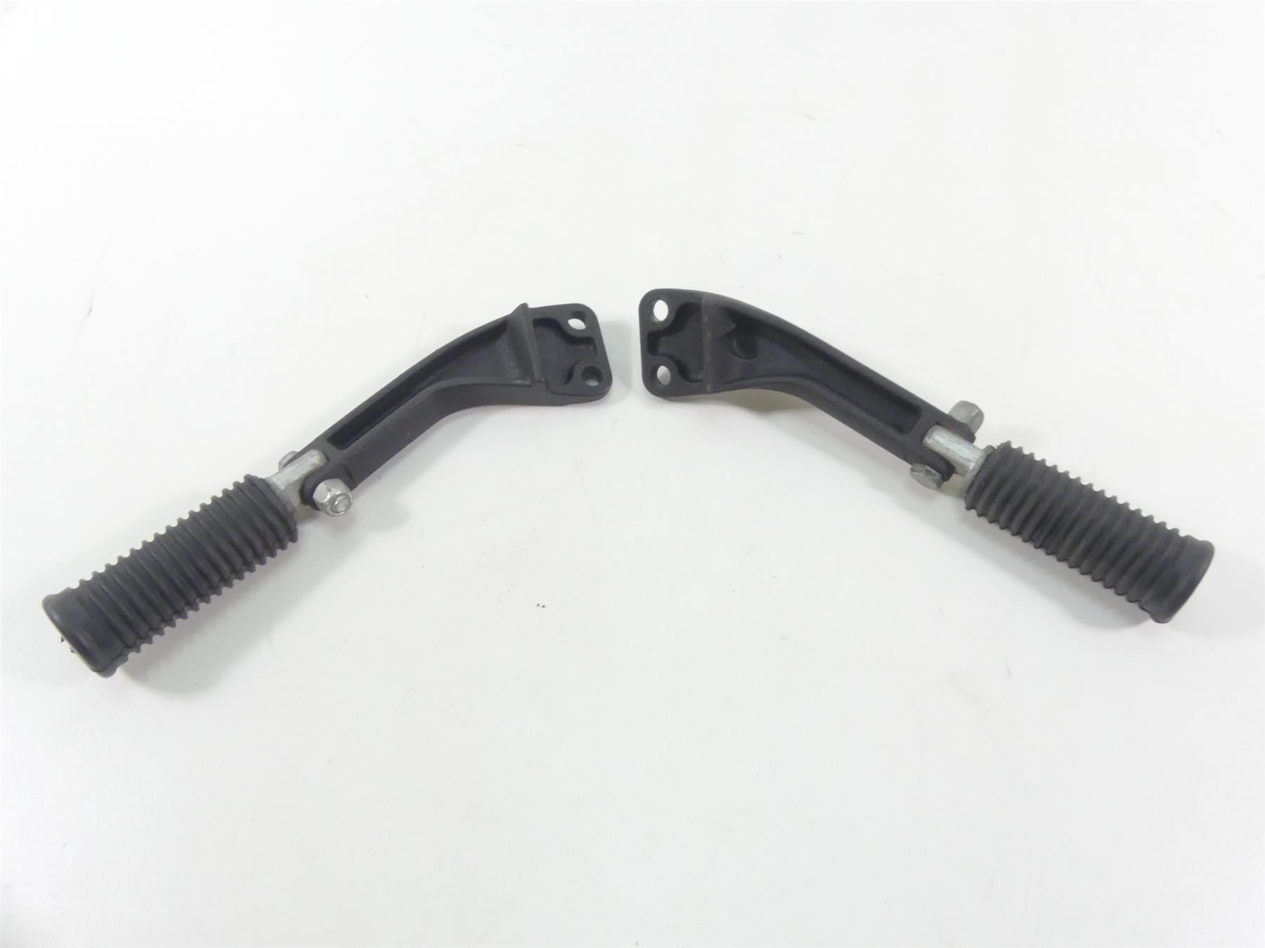 2017 Harley Dyna FXDB Street Bob Passenger Footpeg Foot Peg Rest Set {{ shop.shopifyCountryName }} - Mototech271