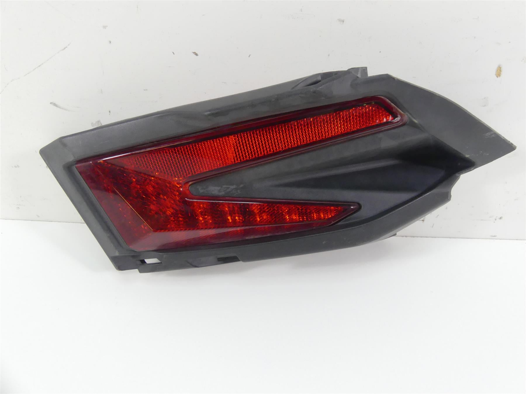 2018 Can Am Maverick X3 Turbo STD Left Taillight Tail Light Lamp 710004743 {{ shop.shopifyCountryName }} - Mototech271
