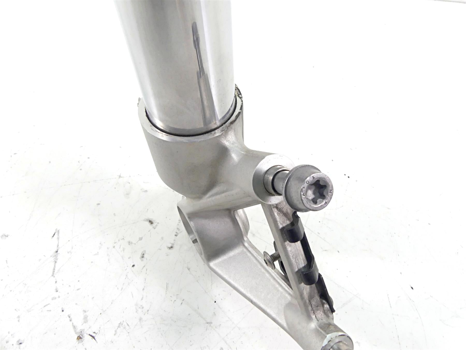 2018 BMW S1000RR K46 Straight Left DDC ESA Front Fork -No Leaks 31428548865 {{ shop.shopifyCountryName }} - Mototech271