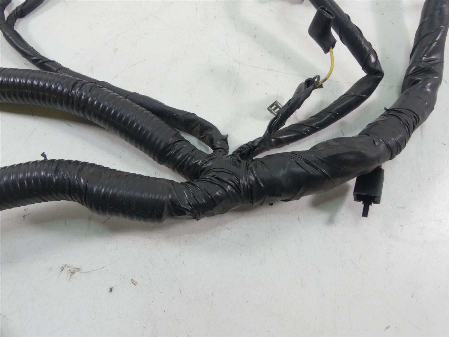 2008 Honda V-Twin VTX1800 N3 Wiring Harness Loom -No Cuts 32100-MCV-D00 {{ shop.shopifyCountryName }} - Mototech271