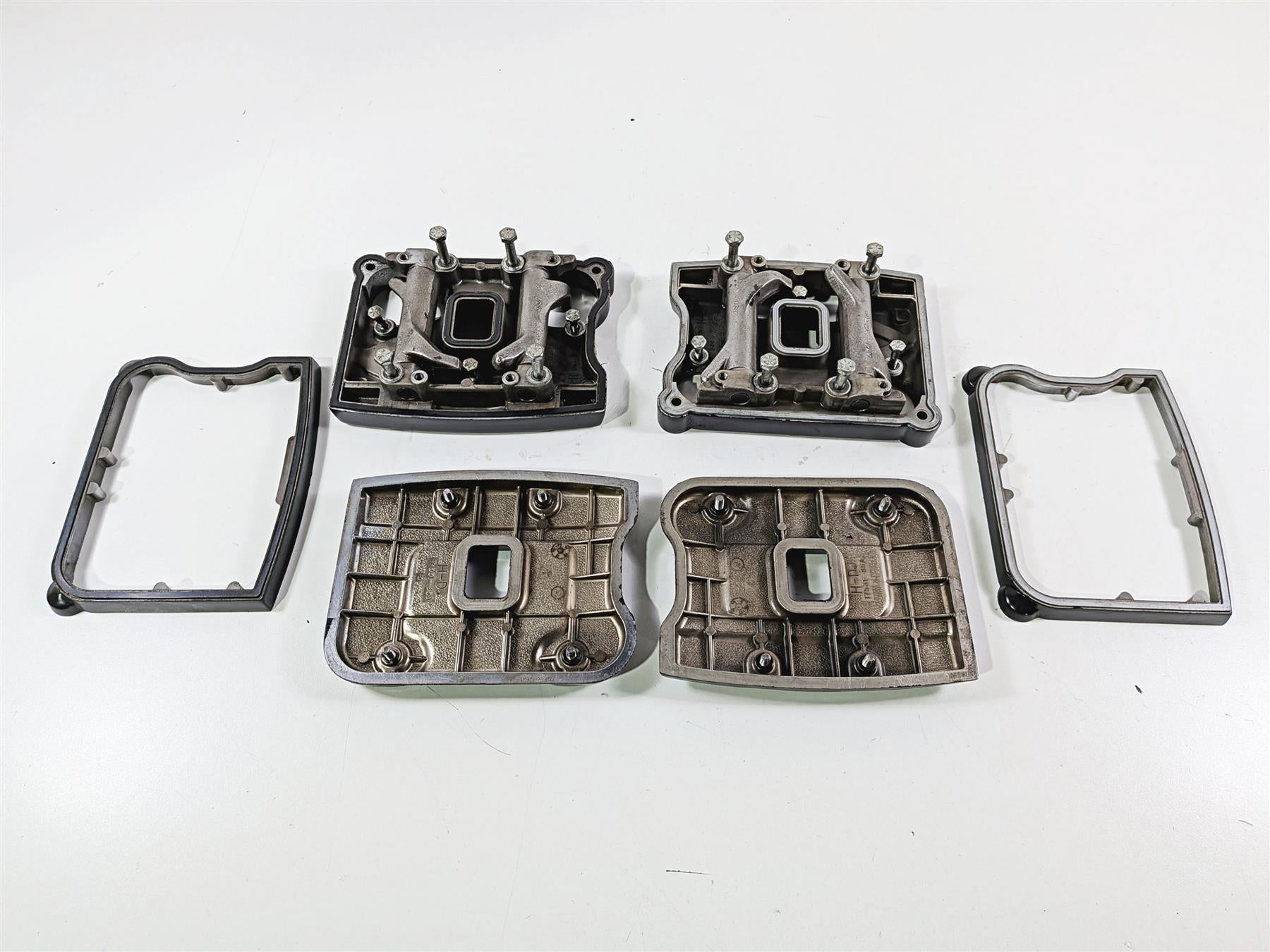 1990 Harley Touring FLHTC Electra Glide Black Rocker Box Valve Covers 17507-85 {{ shop.shopifyCountryName }} - Mototech271