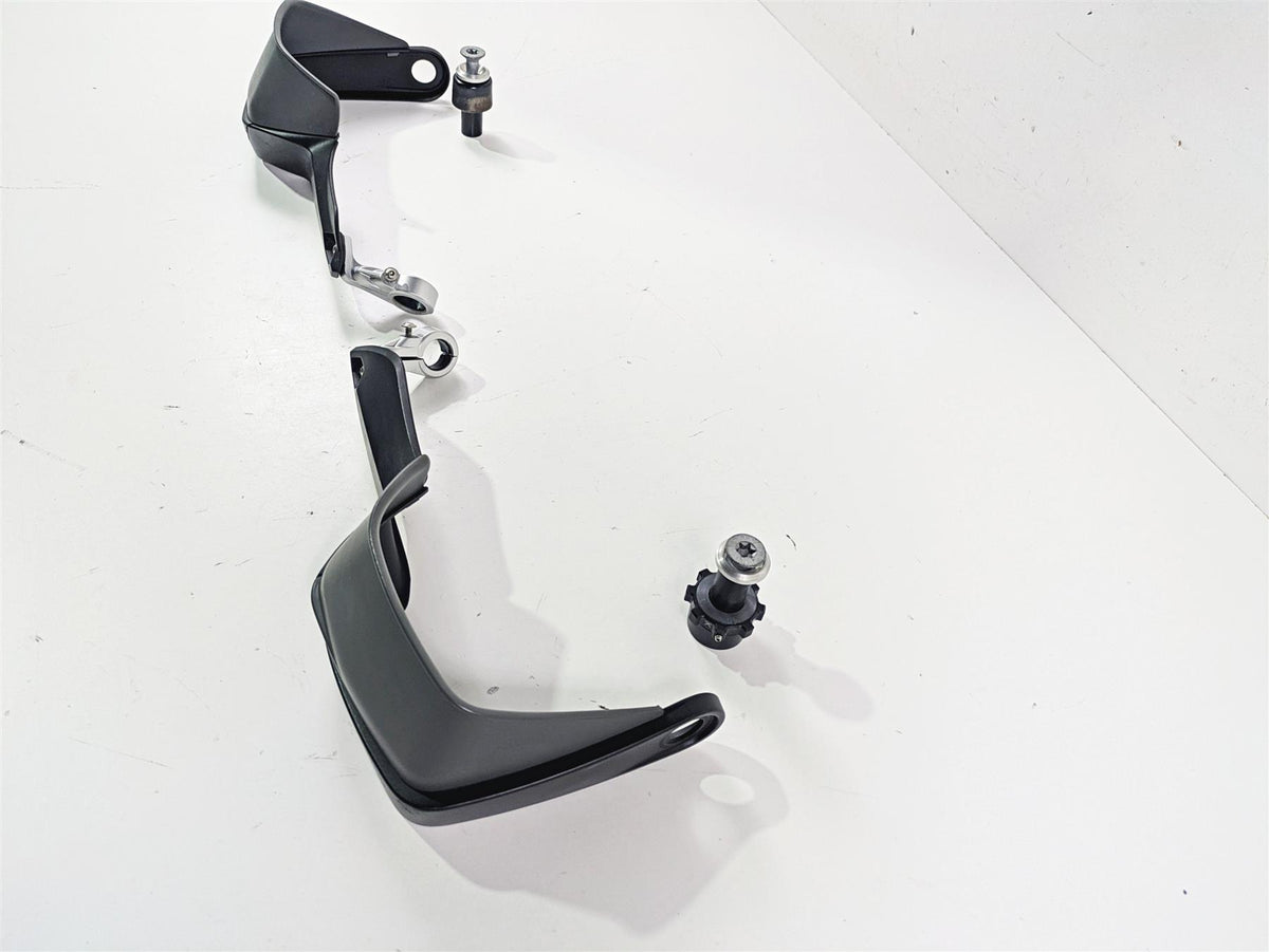 2010 BMW R1200GS K25 Hand Guard & Mounts 46638530793 46638530794 {{ shop.shopifyCountryName }} - Mototech271