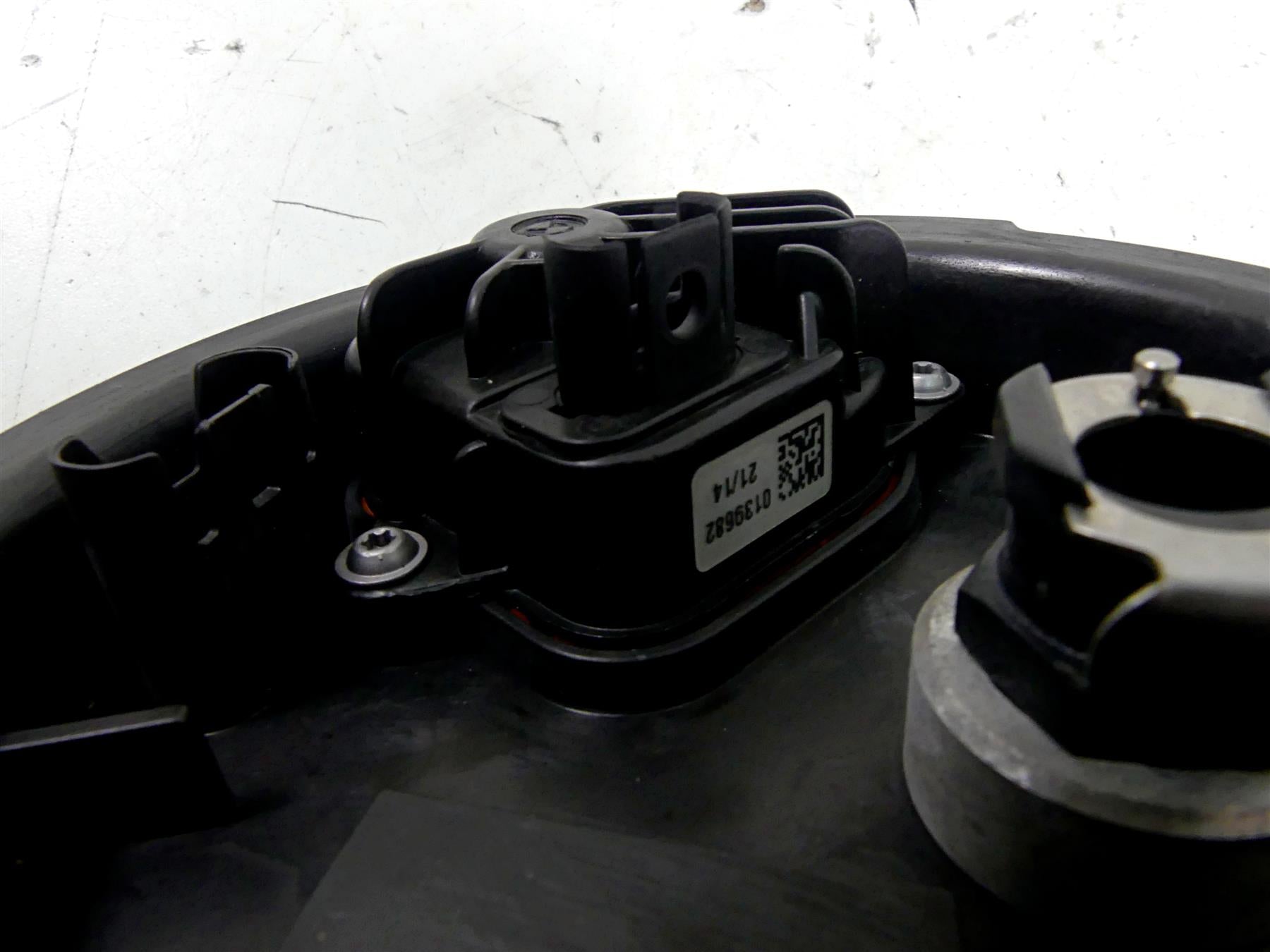 2015 BMW R1200GS GSW K50 Fuel Gas Petrol Pump - Tested 16148532133 16148357969 {{ shop.shopifyCountryName }} - Mototech271