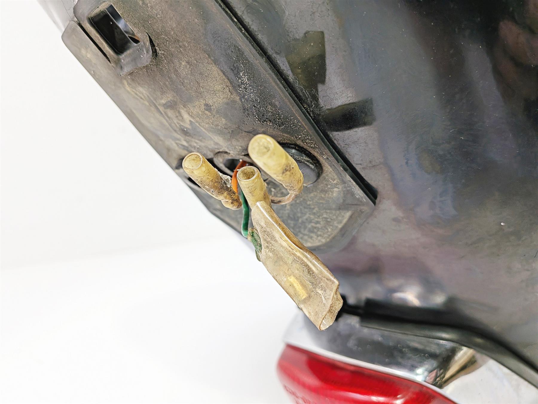 2002 Honda Shadow VT750 CDA Deluxe Rear Fender & Taillight 80100-MBA-661ZB {{ shop.shopifyCountryName }} - Mototech271