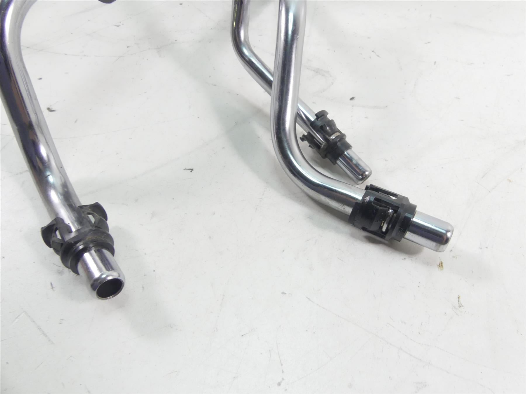 2017 Harley FLS Softail Slim Oil Tank Reservoir + Chrome Hoses - Read 62492-01A {{ shop.shopifyCountryName }} - Mototech271