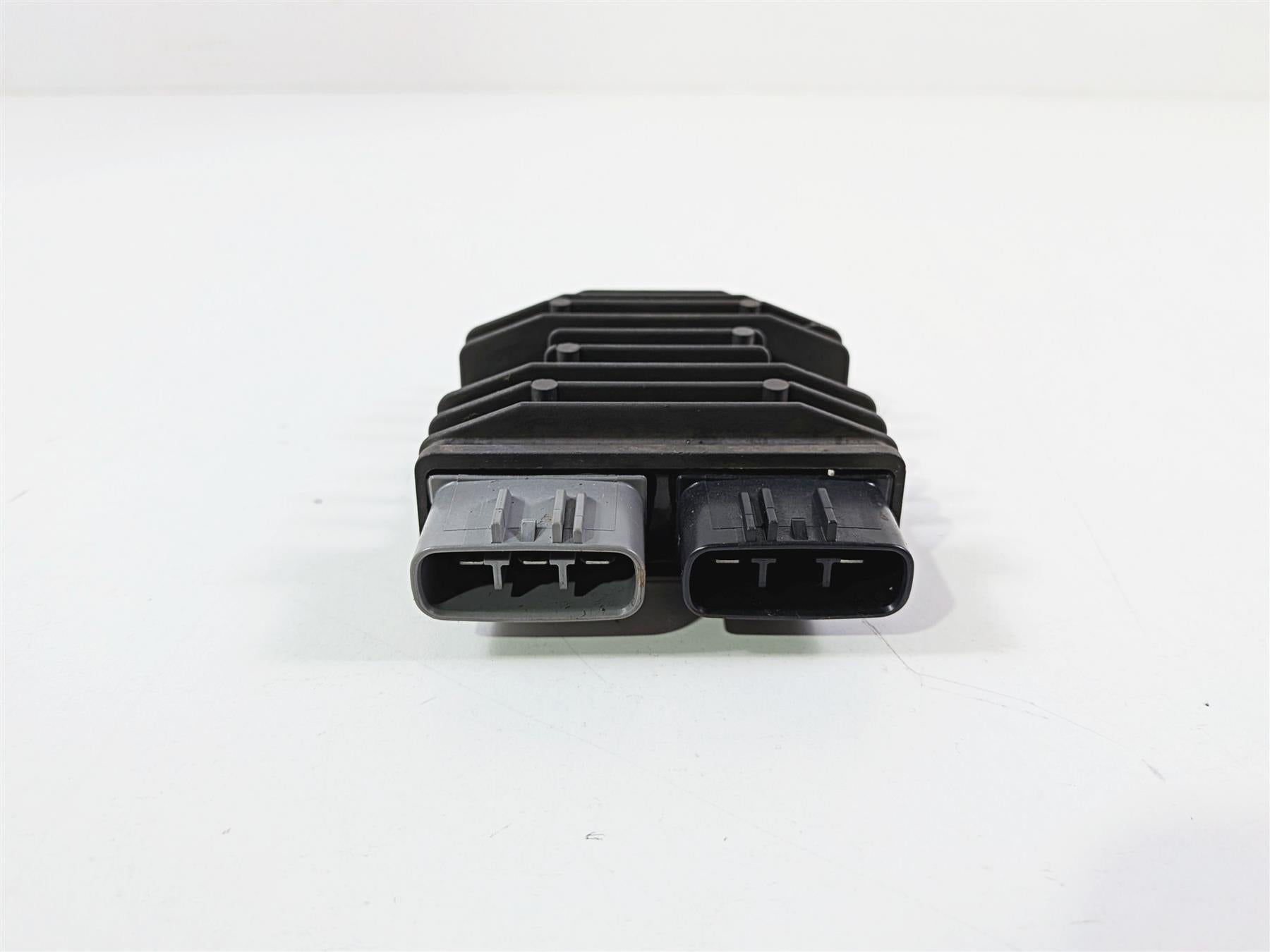 2016 Ducati Hypermotard 939 SP Rectifier Voltage Regulator SH821AA 54040321A-Mototech271