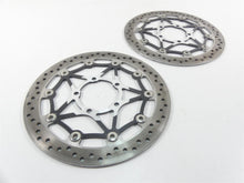 Load image into Gallery viewer, 2020 Triumph Speed Triple RS 1050 Front Brake Disc Set Rotor Set 320Mm T2022058 | Mototech271
