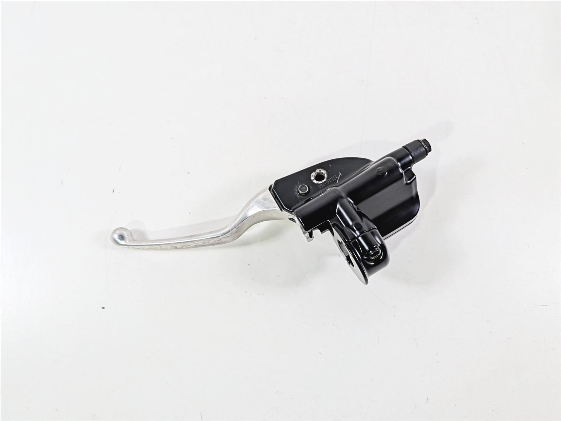 2018 Harley Touring FLHTCU Electra Glide Front Brake Master Cylinder 44551-08F-Mototech271