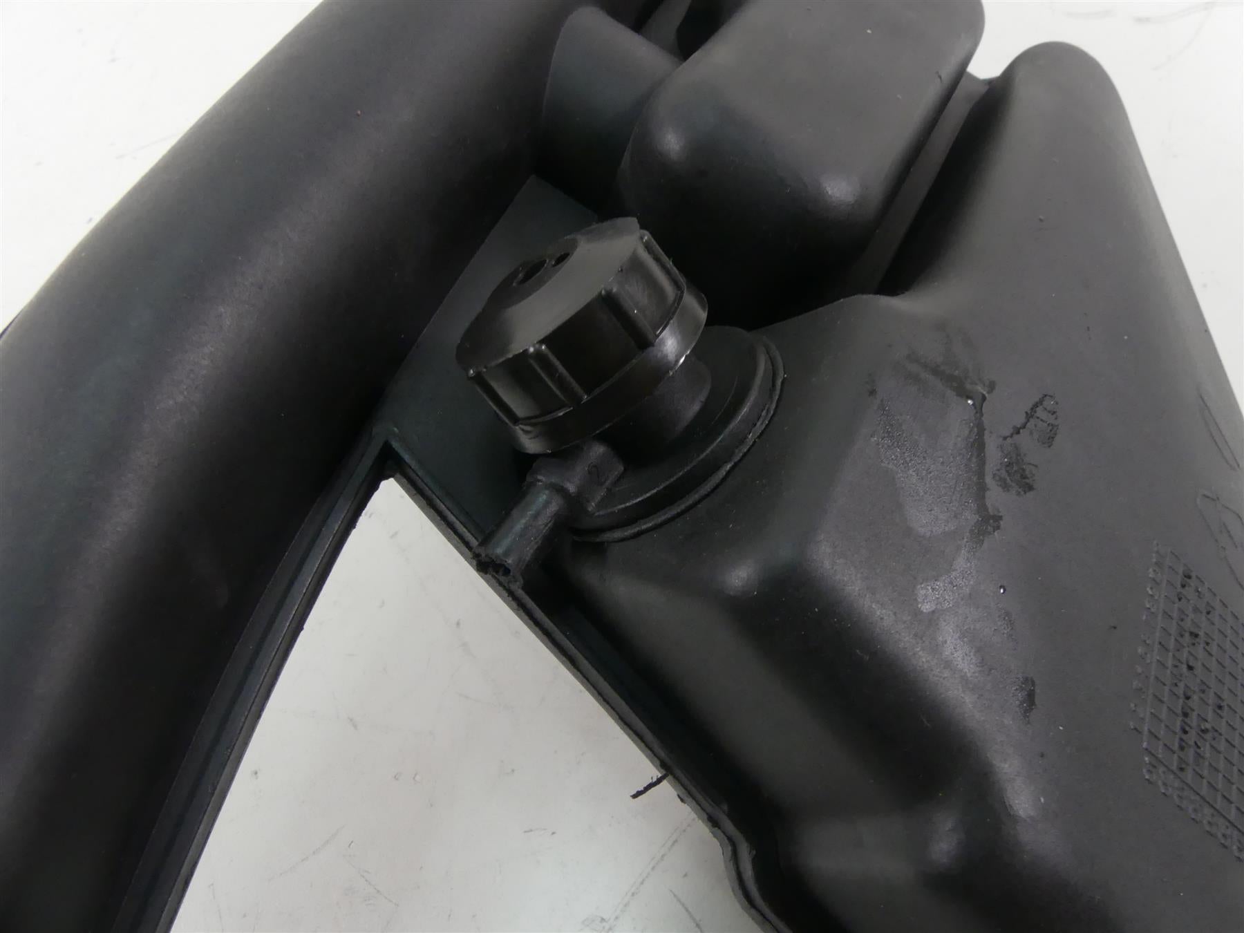 2006 Ducati 999 Biposto Right Air Duct Ram Inlet Intake Tube 48410421A {{ shop.shopifyCountryName }} - Mototech271