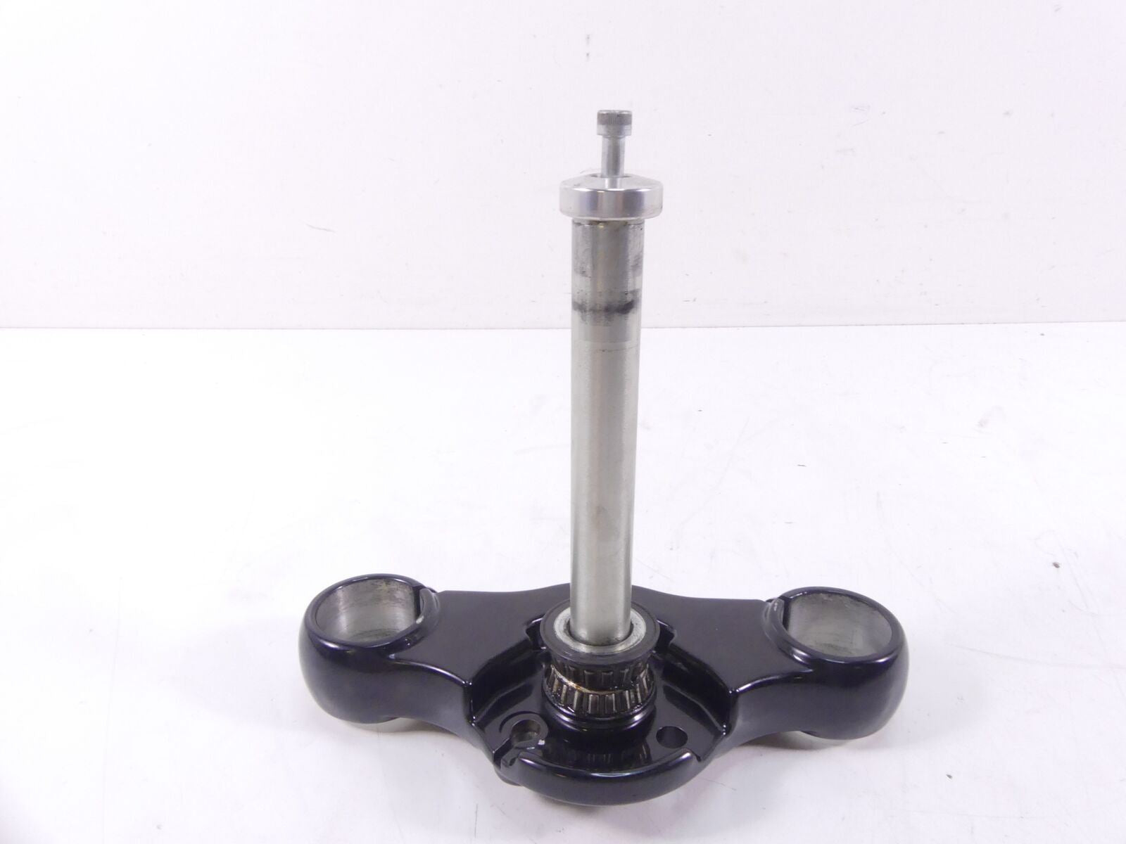 2019 Harley Softail FXBB Street Bob Lower Triple Tree Yoke 49mm 45900170 {{ shop.shopifyCountryName }} - Mototech271