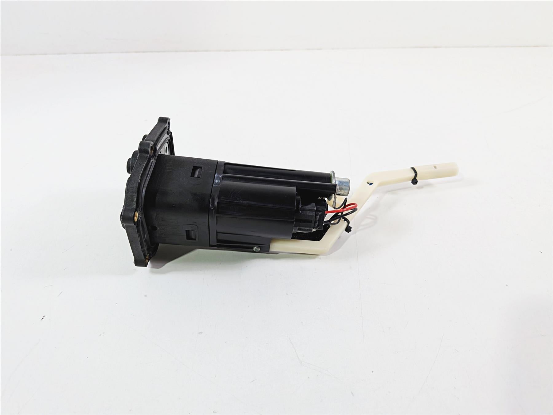 2016 Ducati Hypermotard 939 SP Fuel Gas Petrol Pump - Tested 16024281A-Mototech271