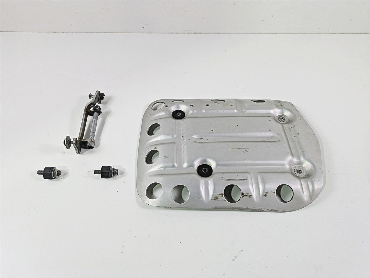 2018 BMW R nineT Urban GS K33 Lower Engine Guard Skidplate Set 11117717743 {{ shop.shopifyCountryName }} - Mototech271